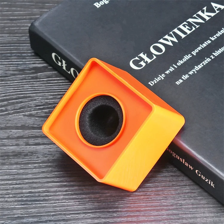 Microphone cube flag 7