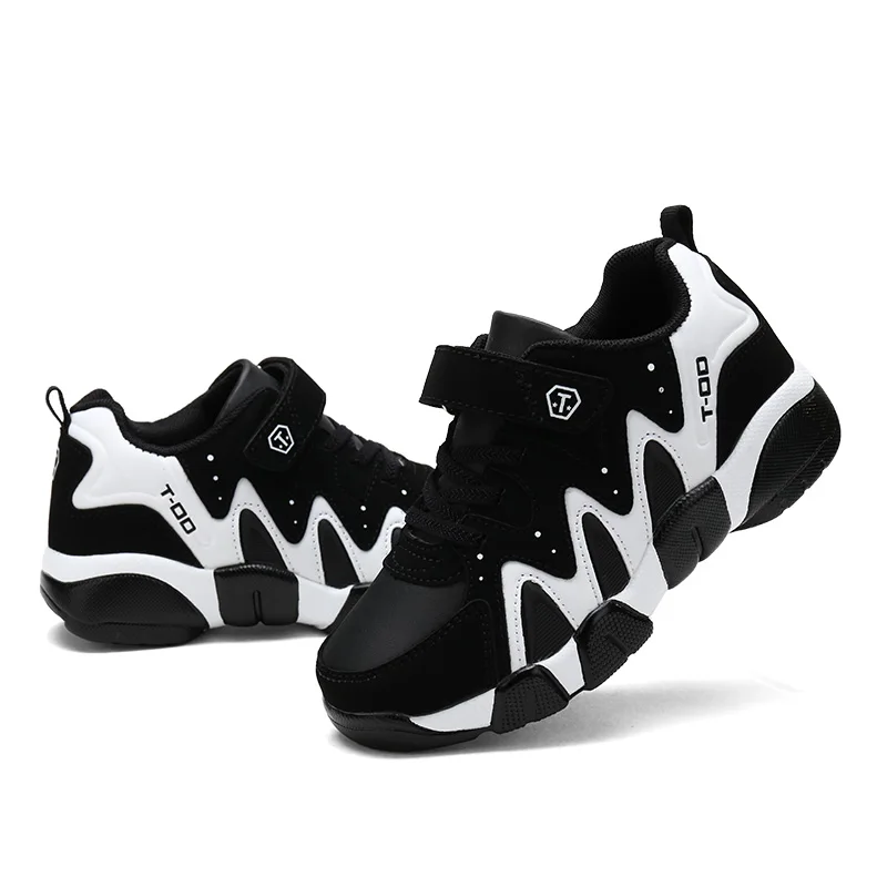 sports shoes (7).jpg