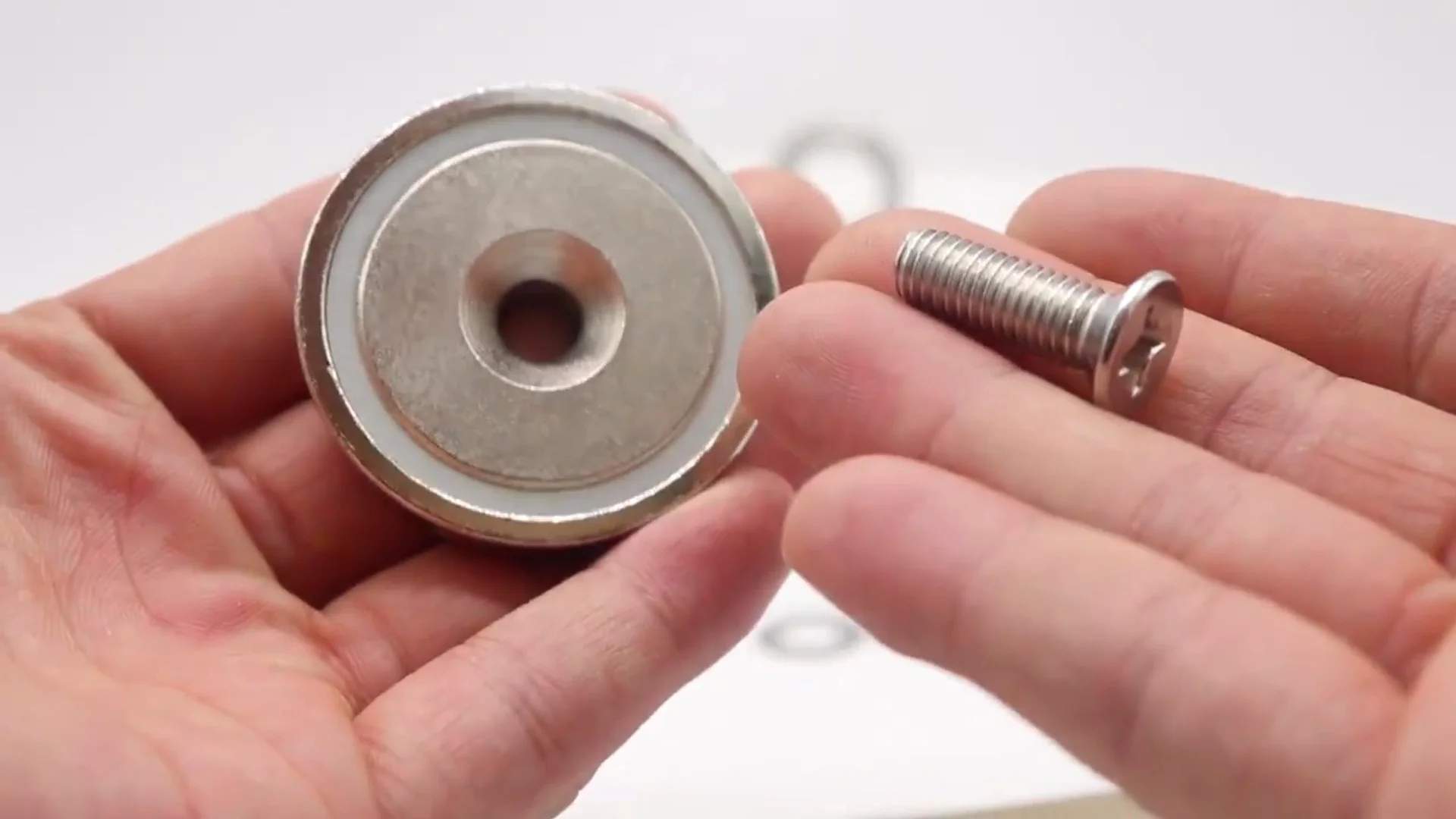 Hooks Heavy Duty,100 Lb Strong With Hook For Fridge