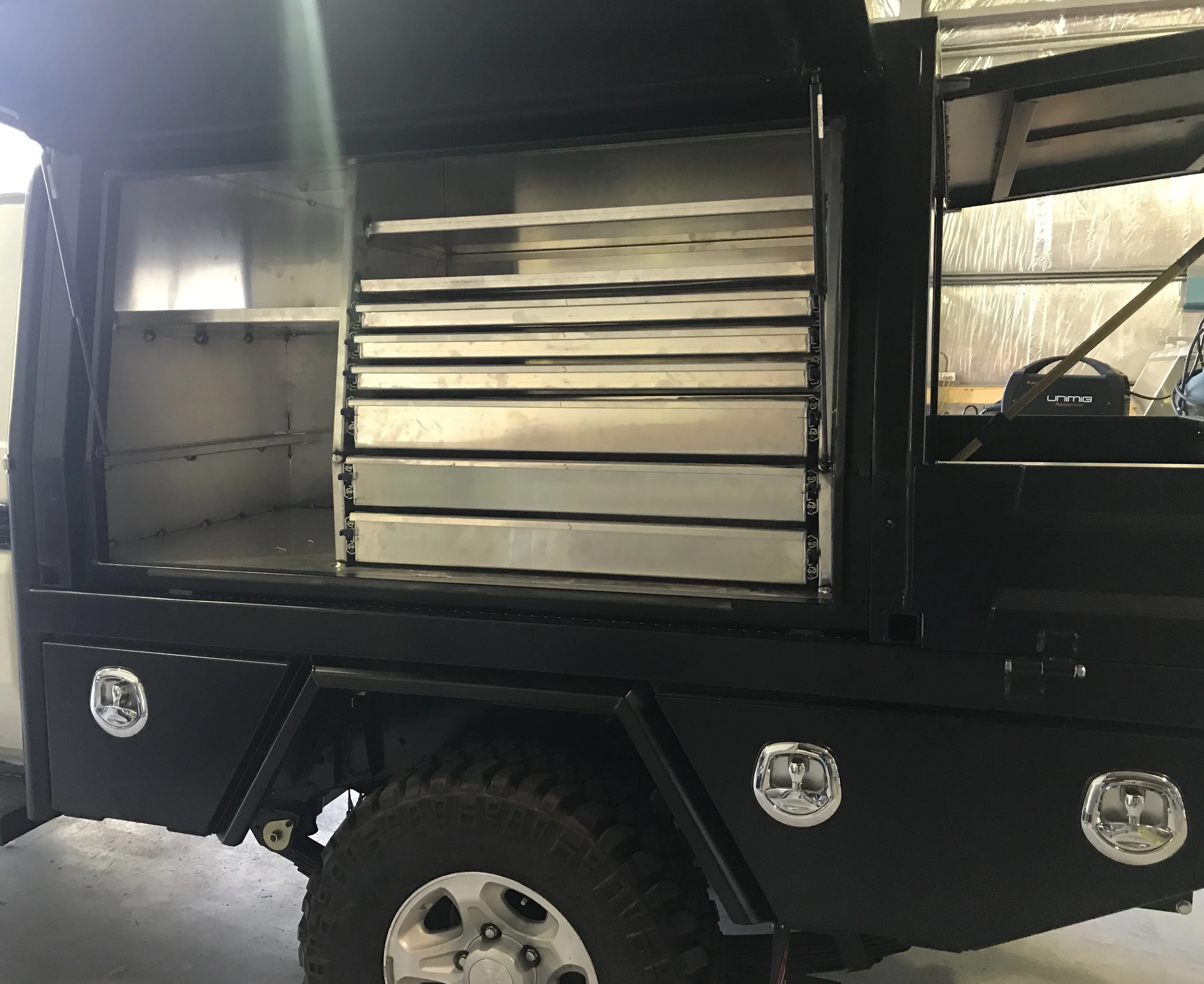New Flat Plate Aluminium Custom Made Ute Canopy Tool Box For Sale Buy Flat Plate Aluminium