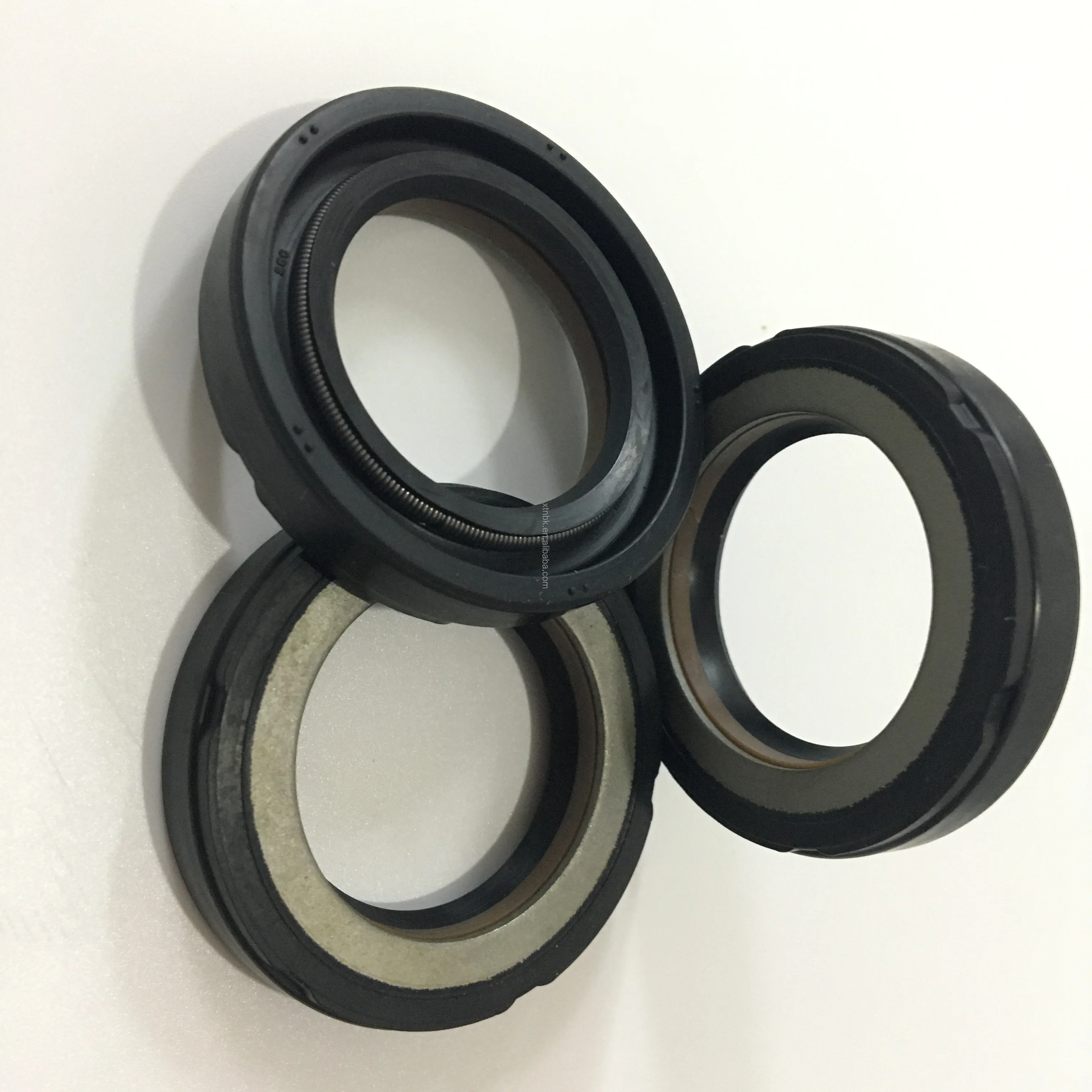 Top Quality Power Steering Oil Seal Cnb1w11 30*46*8.5/24*41*8.5/24*43*8