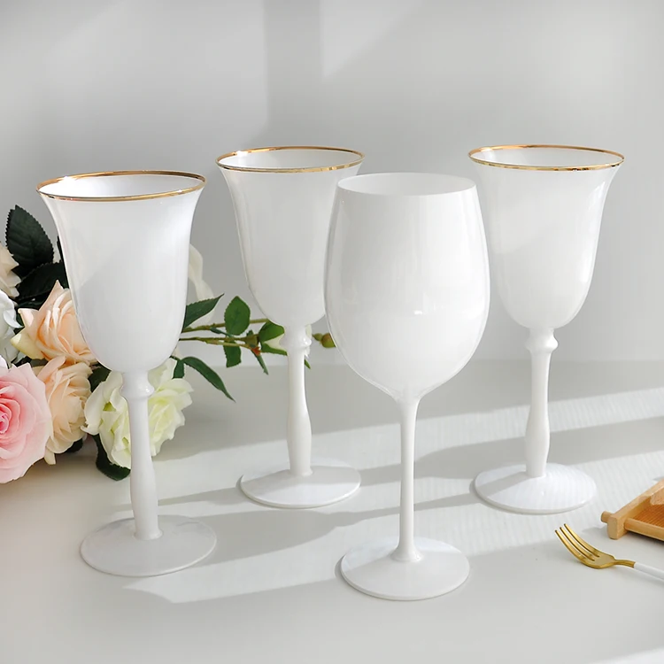 Wholesale Vintage Opaque White Champagne Water Glass Goblets For