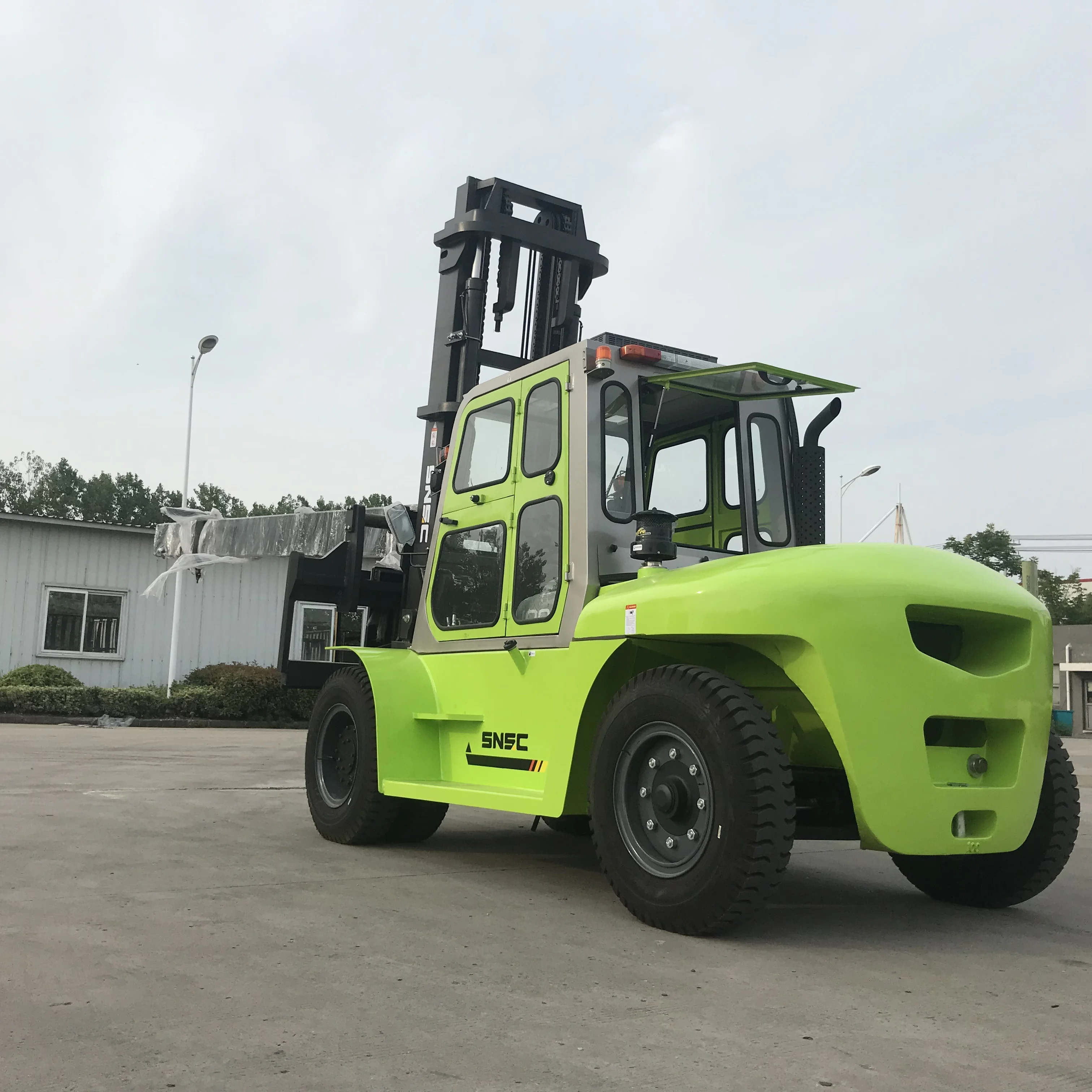 यूएसए पीएसआई इंजन के साथ 5-7 टन एलपीजी गैसोलीन फोर्कलिफ्ट 18