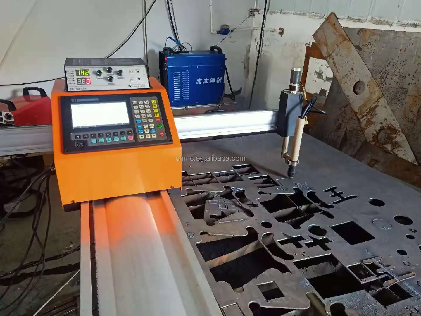 Cheap Portable Cnc Plasma Cutting Machine With Auto Torch Height