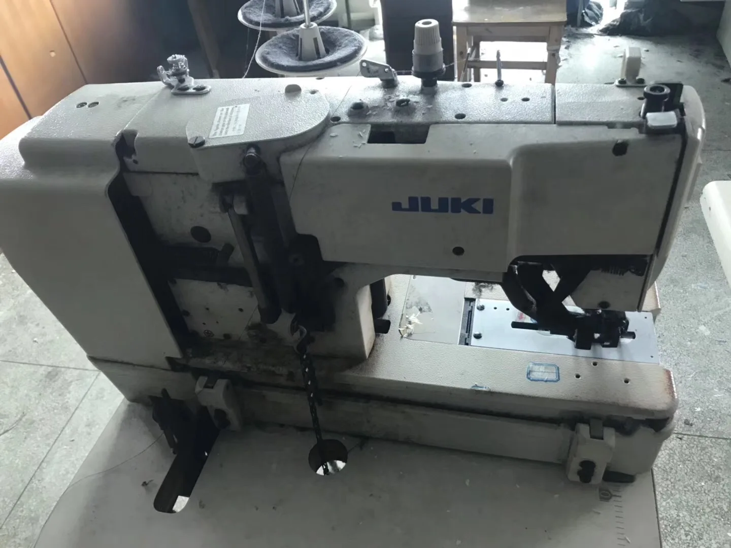 Used Jukis Lbh781 High Speed Single Needle Lockstitch Buttonhole Machine Industrial Sewing