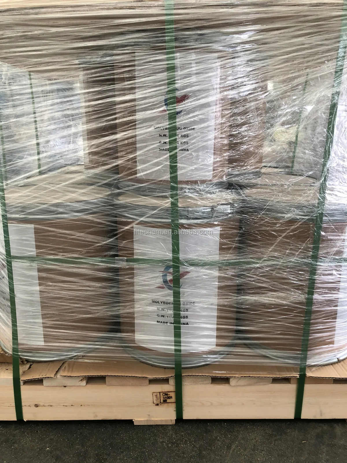 99.5% ~ 99.9%min molybdenum trioxide, molybdenum oxide, moo3