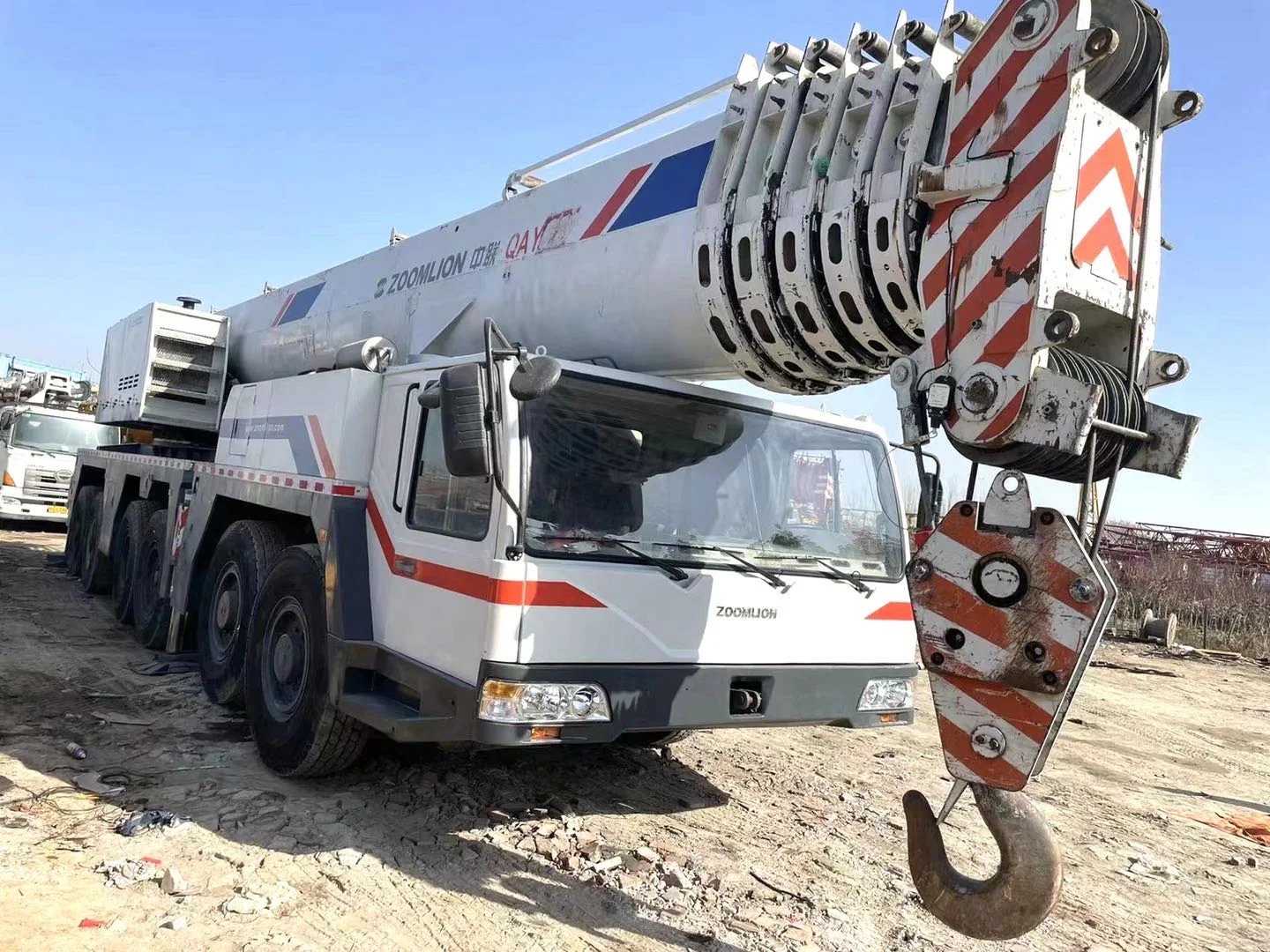 Used Truck Crane For Sale In Good Condition Zoomlion Qay220 Truck Crane