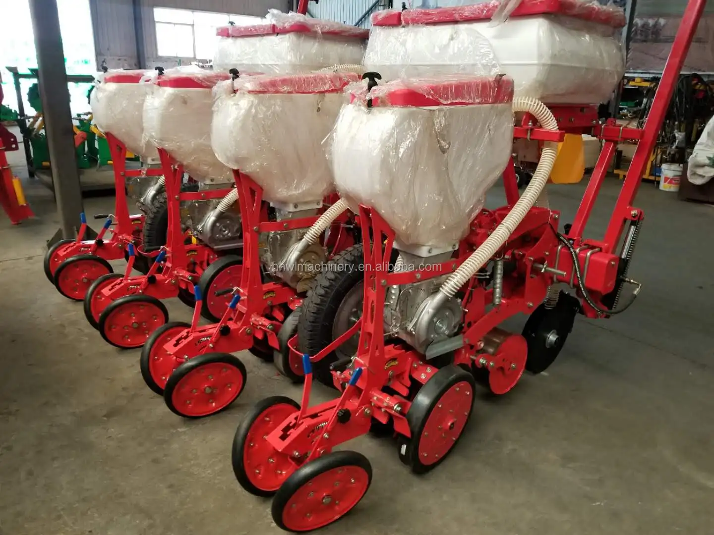 8 Rows Pneumatic Corn Planter Twin Rows Pneumatic Precision Planter