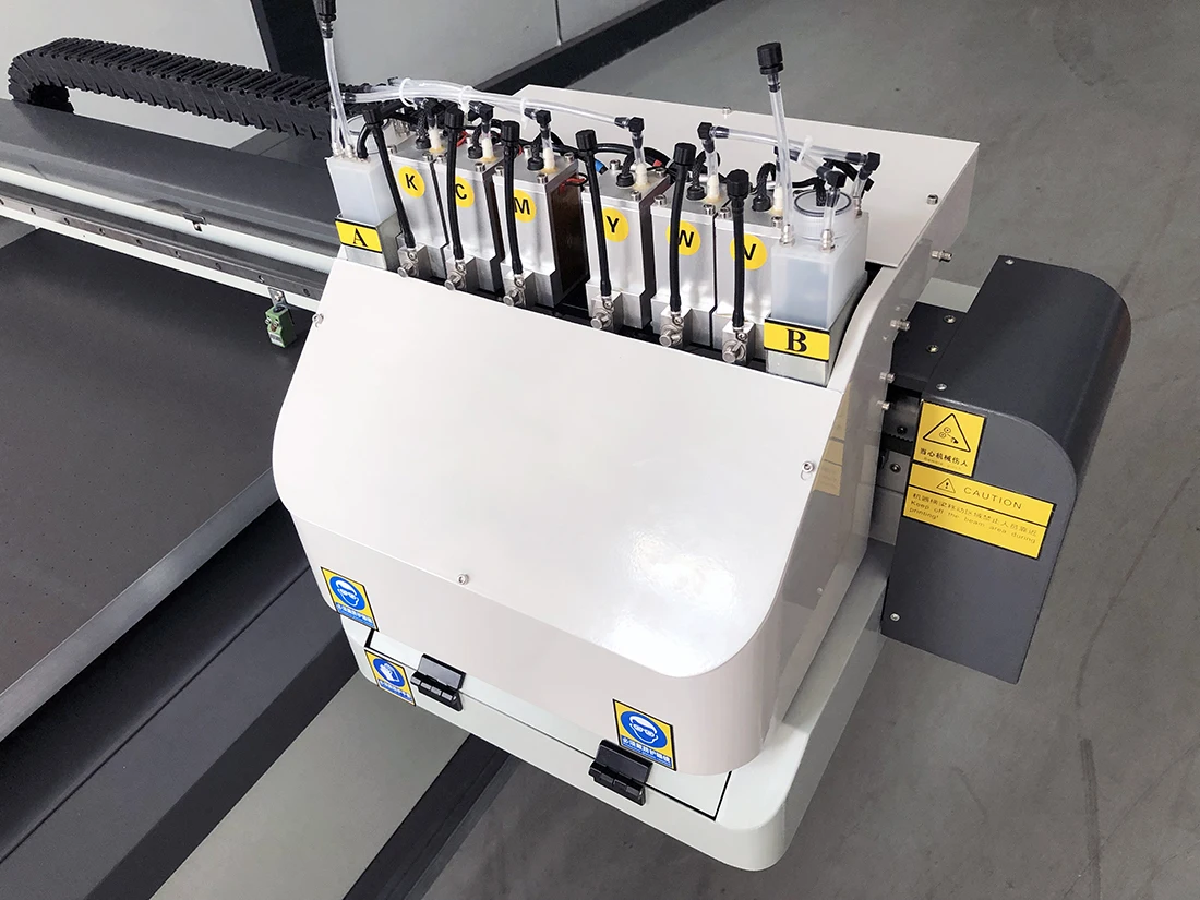 Inkjet 6090 Toshiba CE4 Glass Varnish Flatbed Photo UV Printer