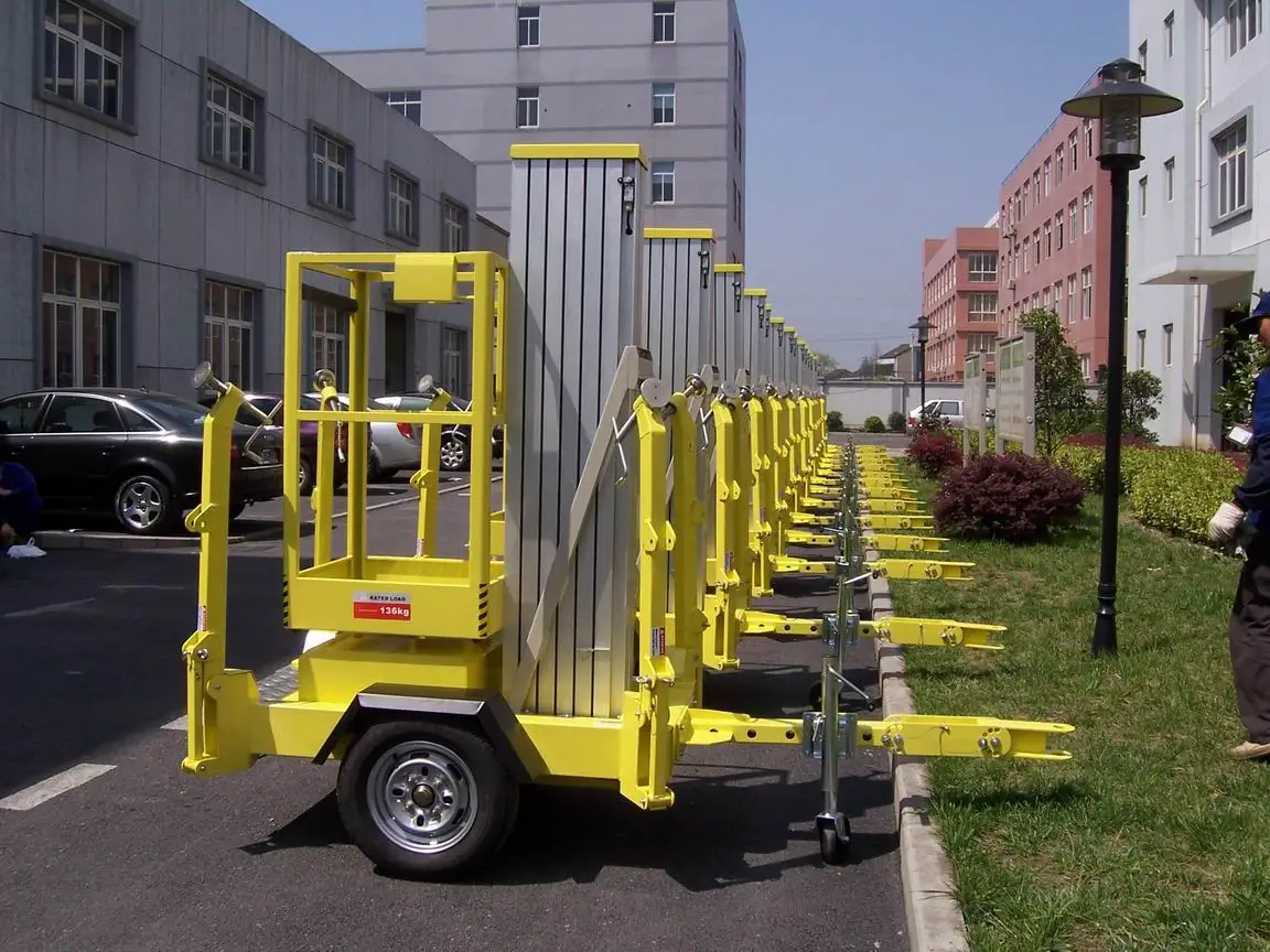 Мобильный подъемник с рабочей платформой 540р170. Алюминиевый подъемник. Подъемная рабочая платформа. Подъемная рабочая платформа. Телескопический ножничный подъемник.