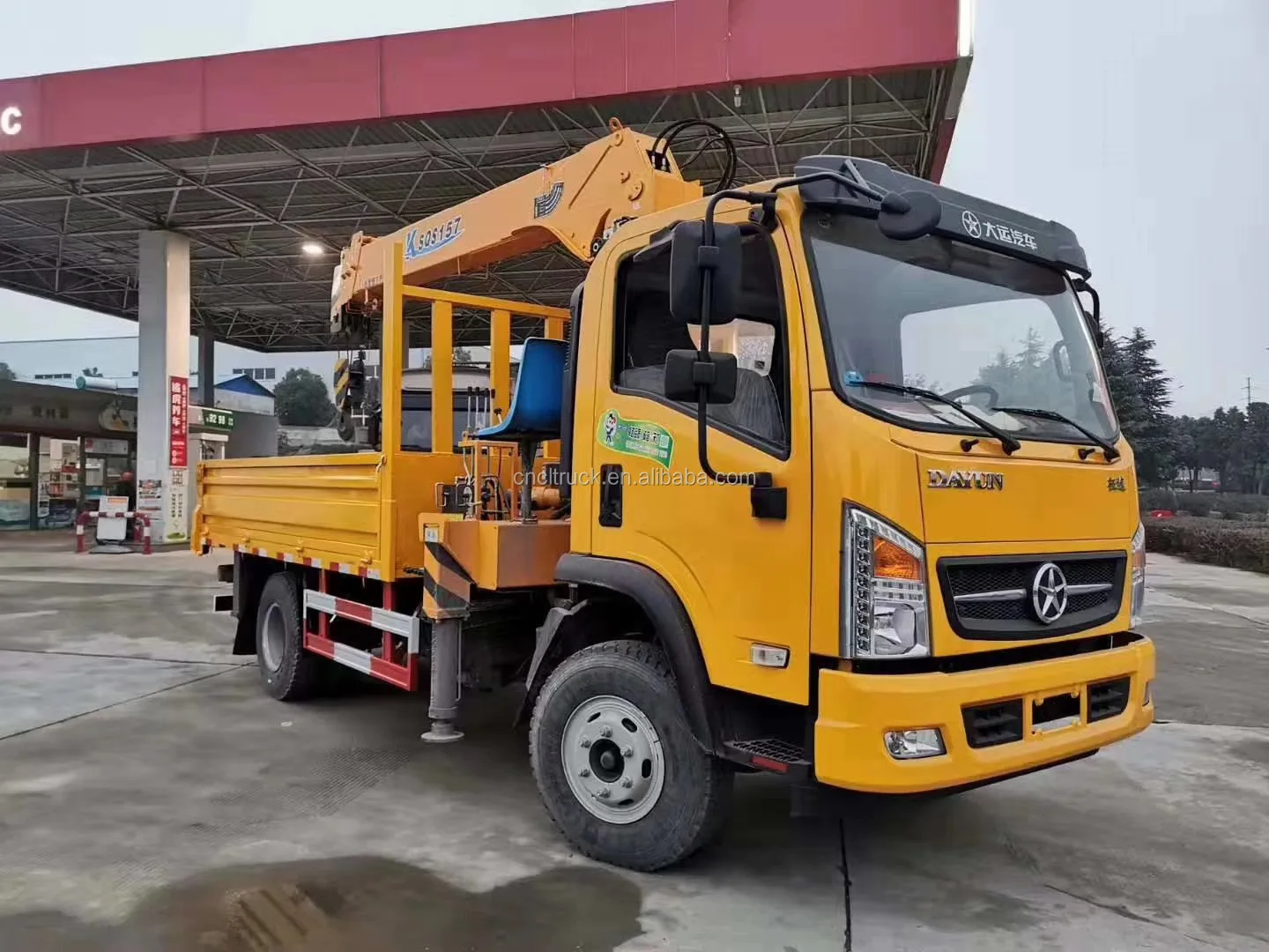 dlk crane truck (26).JPG