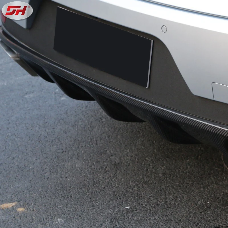 rear diffuser for Porsche Macan 95B.1 2014-2018 years carbon fiber rear diffuser