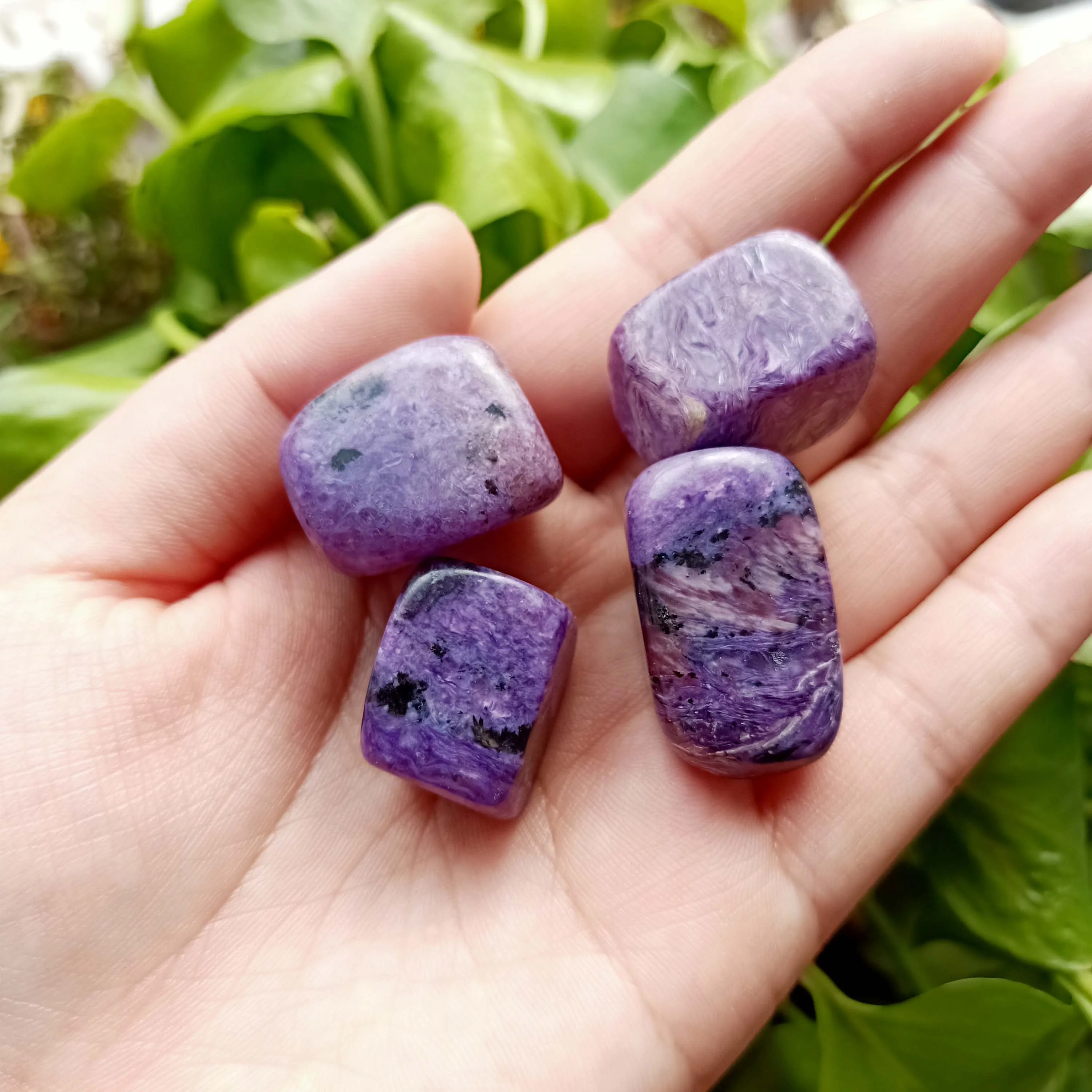 Камни сиреневого цвета фото Offre Spéciale Poli Naturel Violet Dragonshard Cristal Pierre Tombée Pour Reiki 