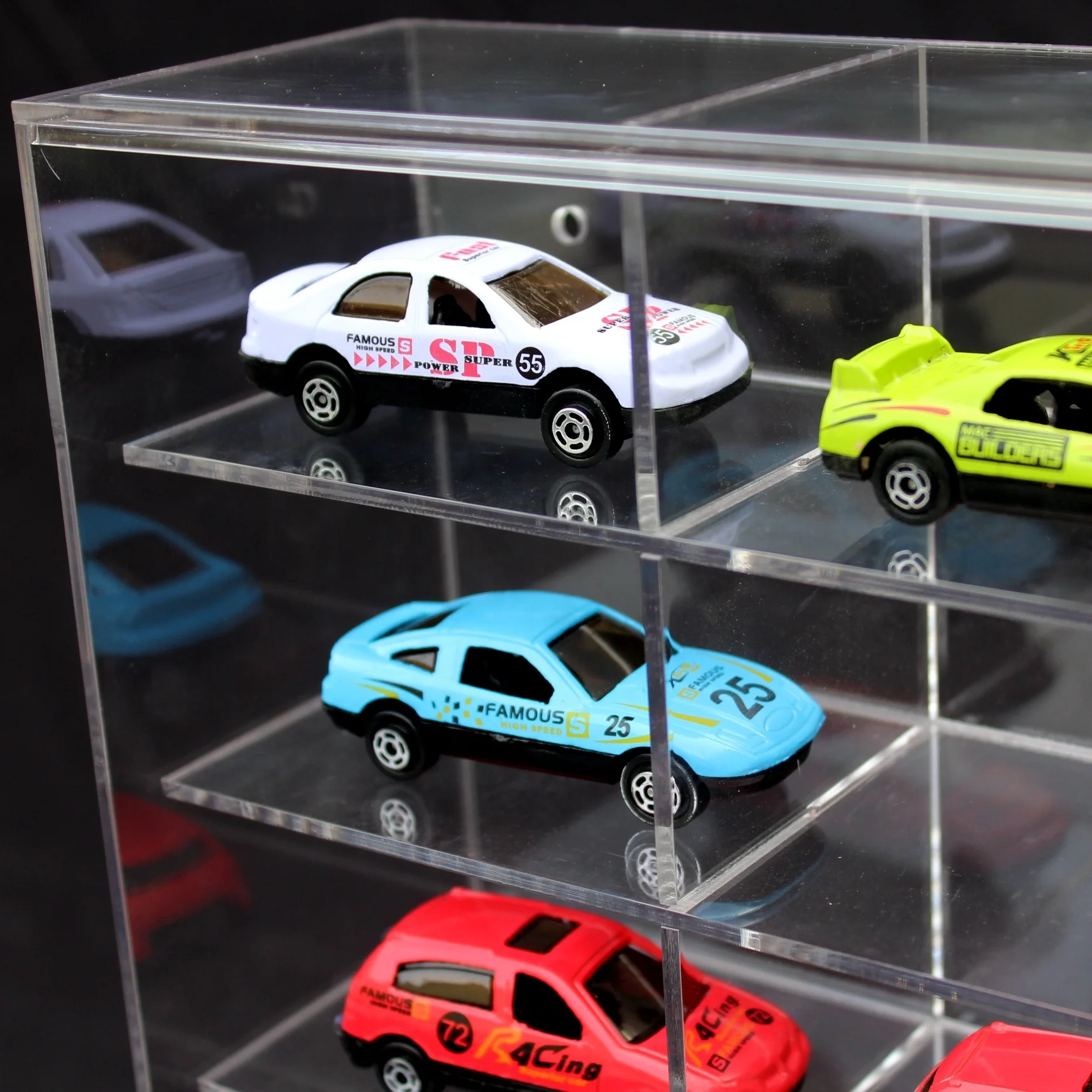 Acrylic Model Car Display Stand 1/64 Diecast Model Car Display Case For Store Retail