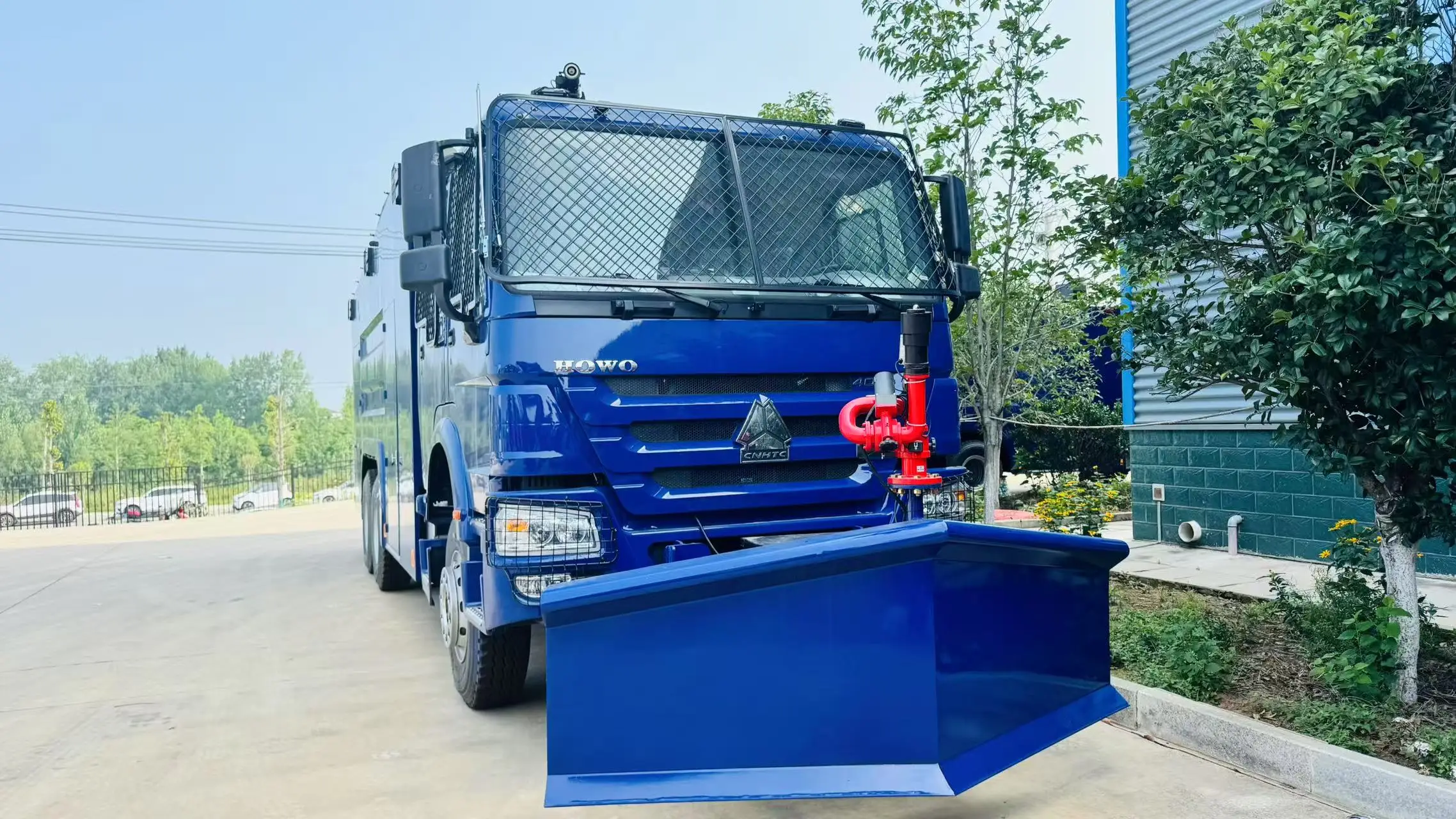 product sinotruk howo 6x4 high quality new cheap  foam high pressure fire truck water tank vehicle-2