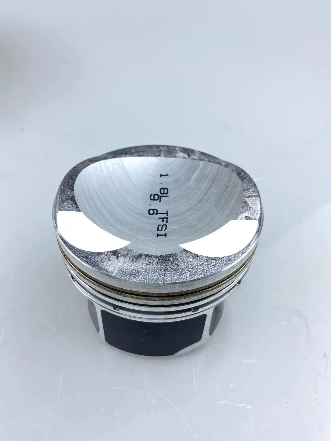 Kusima 06h 107 065 Cp Ea888 Engine Pistons Kit For Audi A3 A4 Vw