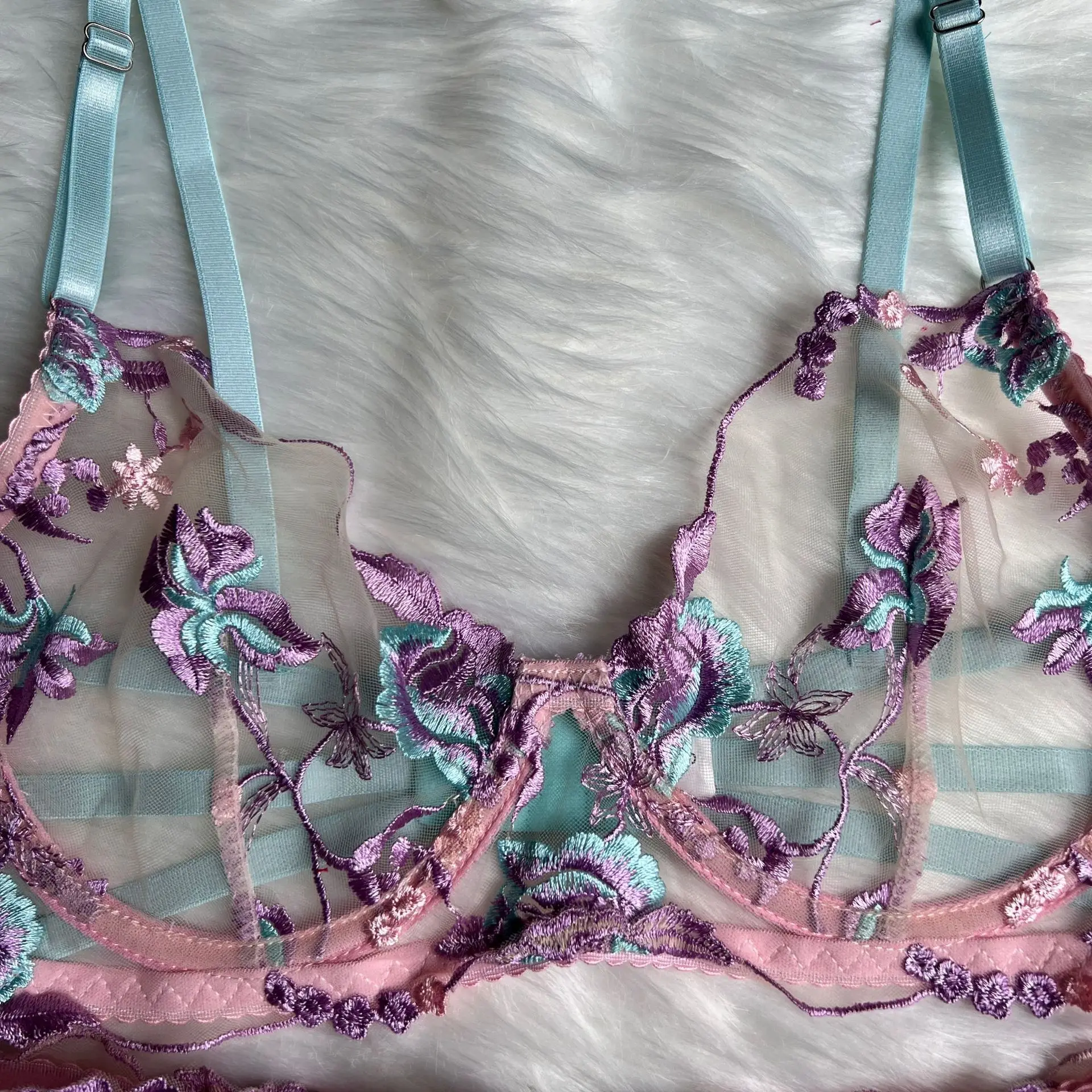 Heavy Industry Embroidery Strap Lingerie Kit with European and American Style Light Control Level for AliExpress