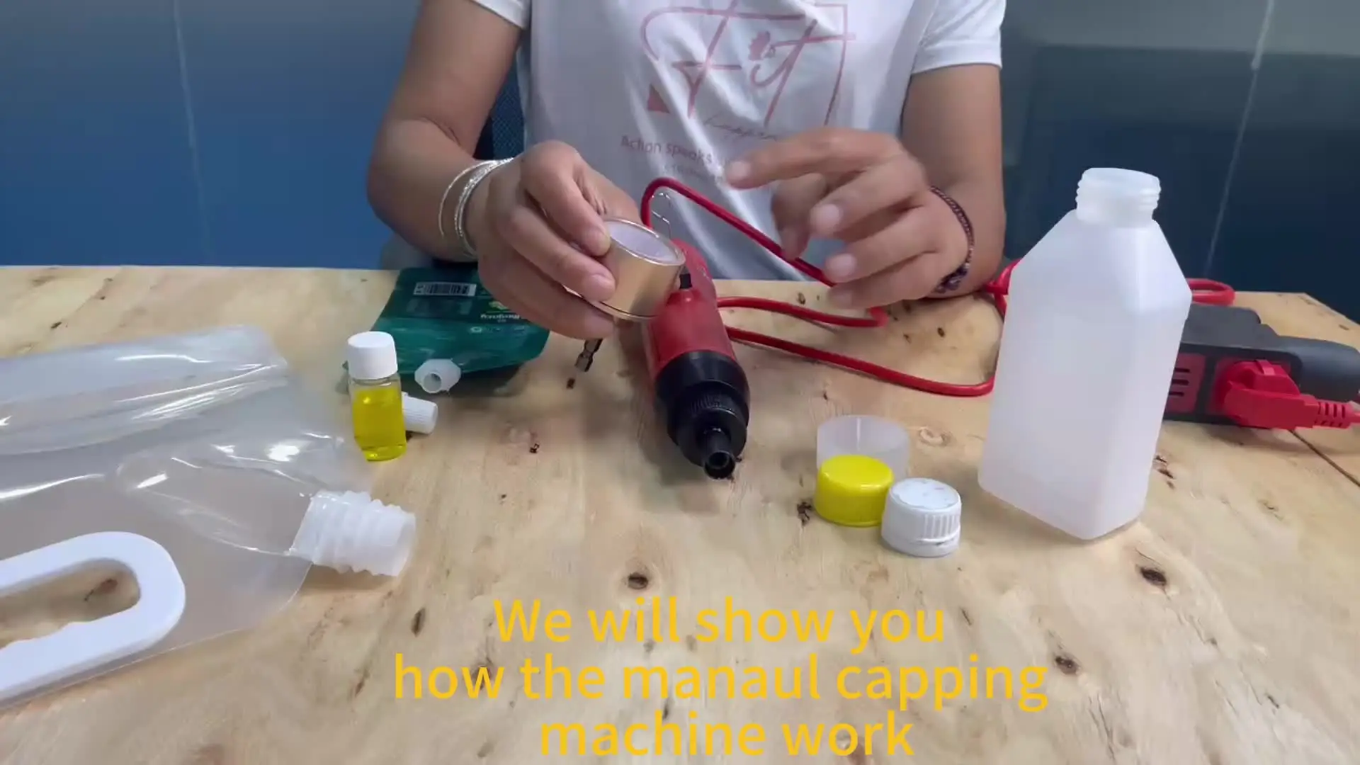 Semi-automatic Electric Screw Capping Machine With Rubber Insert