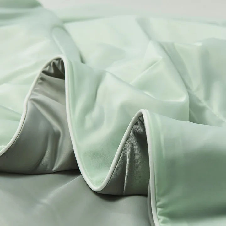 Luxurious Lightweight Summer Comforter Queen Size,Super Soft Cool