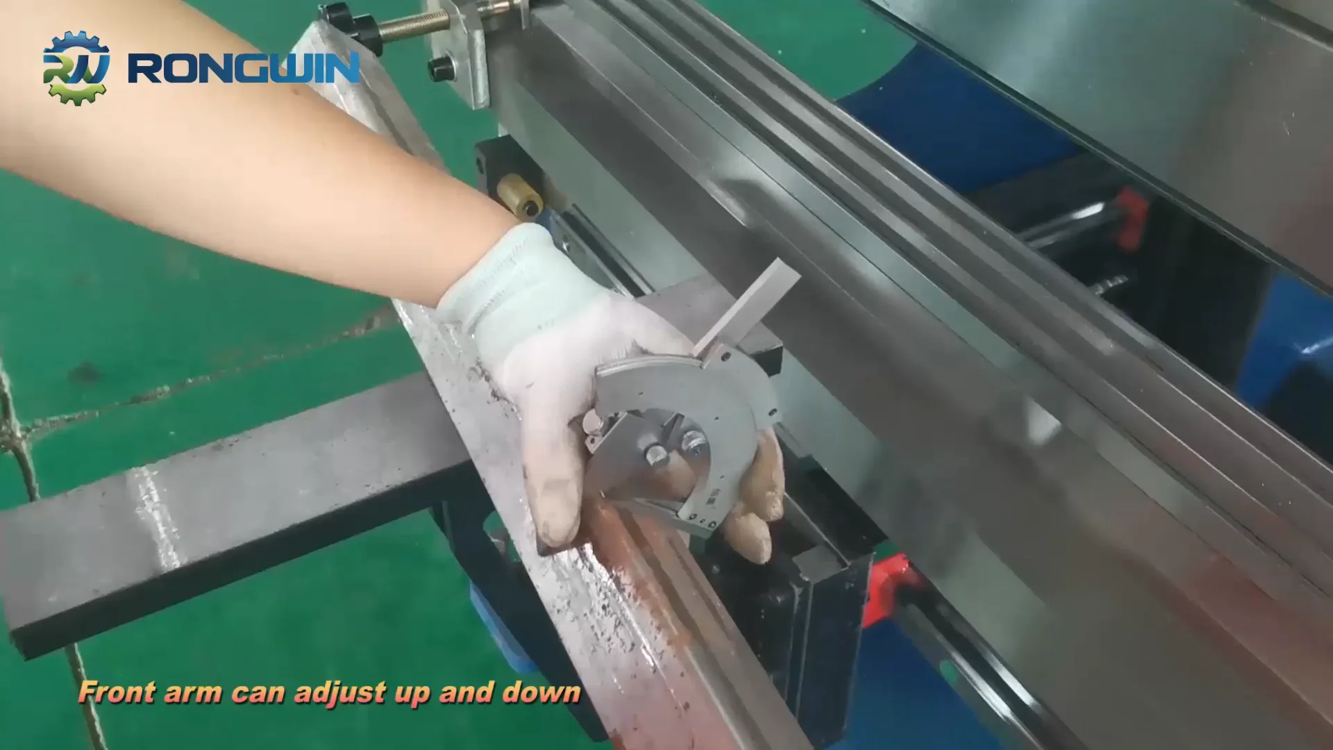 Manual Hydraulic Press Brake Machine High Torsion Carbon Steel For Metal Processing Wc67y Brake