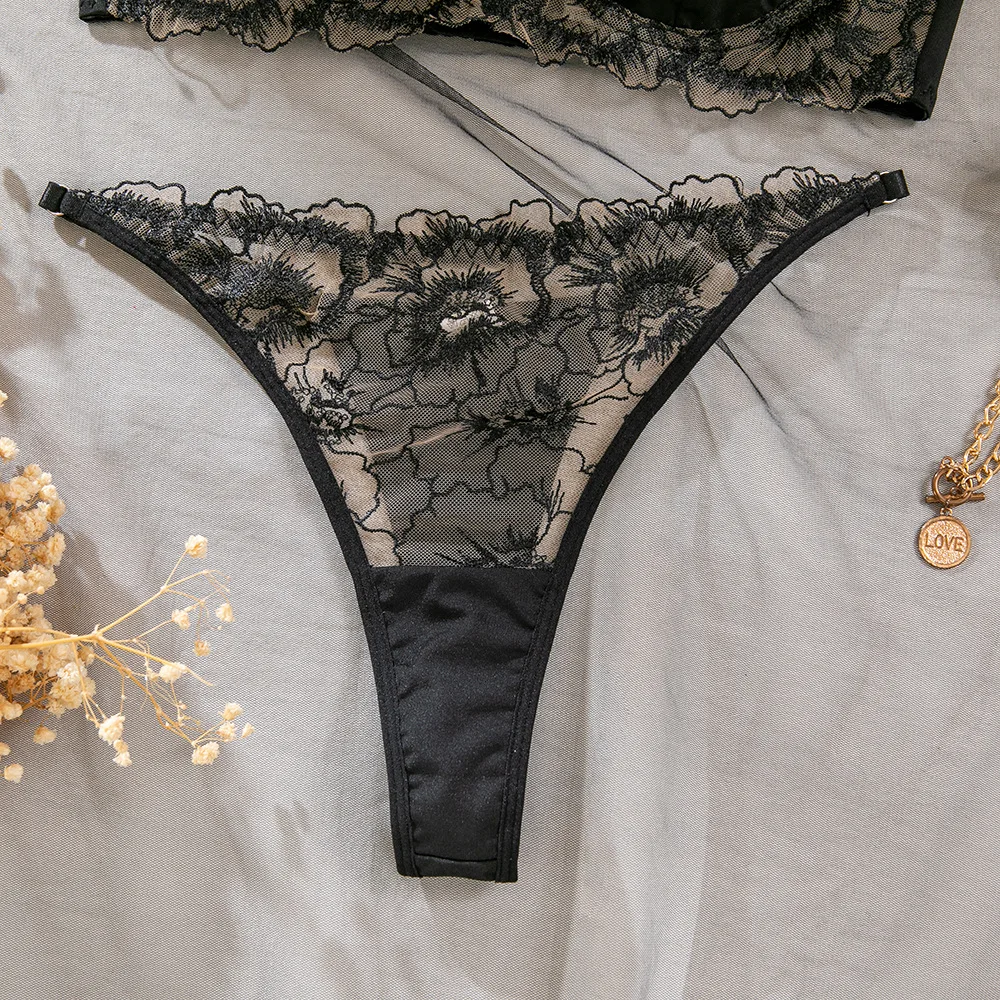 Sexy Lingerie Embroidered Push-up Adjustable Comfortable Lingerie Two ...
