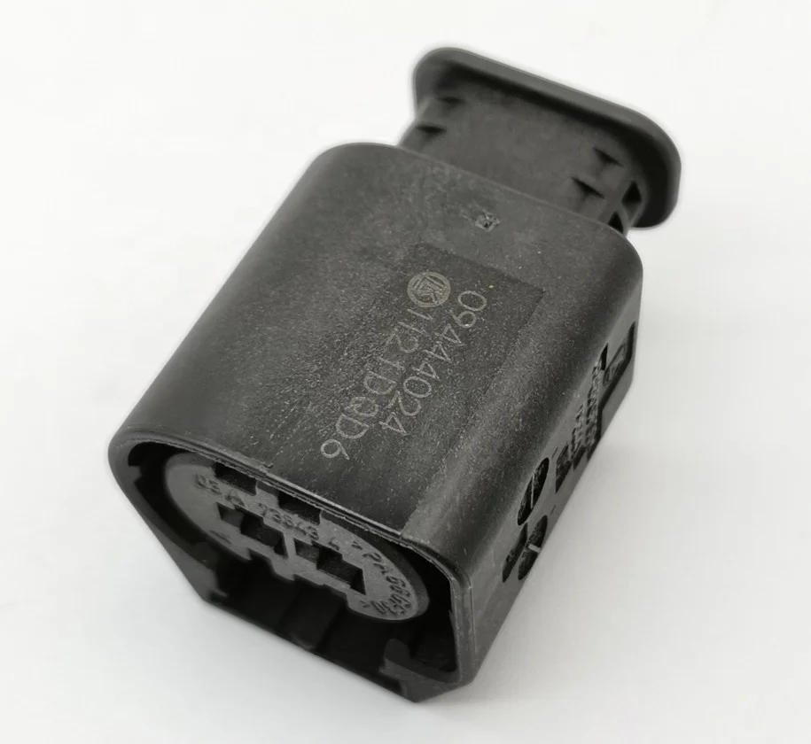 2 Way Female Kostal Waterproof Electronic Car Connector 09444024