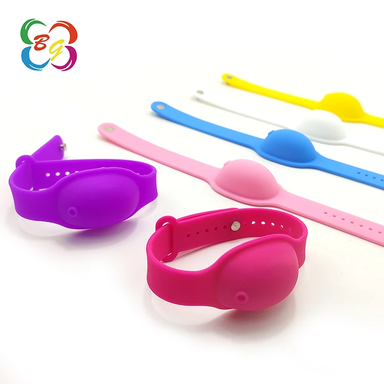 
New Reusable Adjustable Silicone Hand Sanitizer Bracelet for Kids Adults 