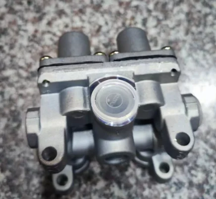 product vit u truck parts quadruple protection valve  9347022210  a0014314706 81521515056 1518179-2