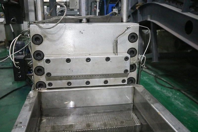 RSL Series Double Stages Plastic Pelletizing Machine For Washing Recycled Soft PE PP Material