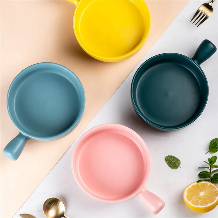 Hot sale new design multi-color durable round shape porcelain noodle bowl with handle.jpg