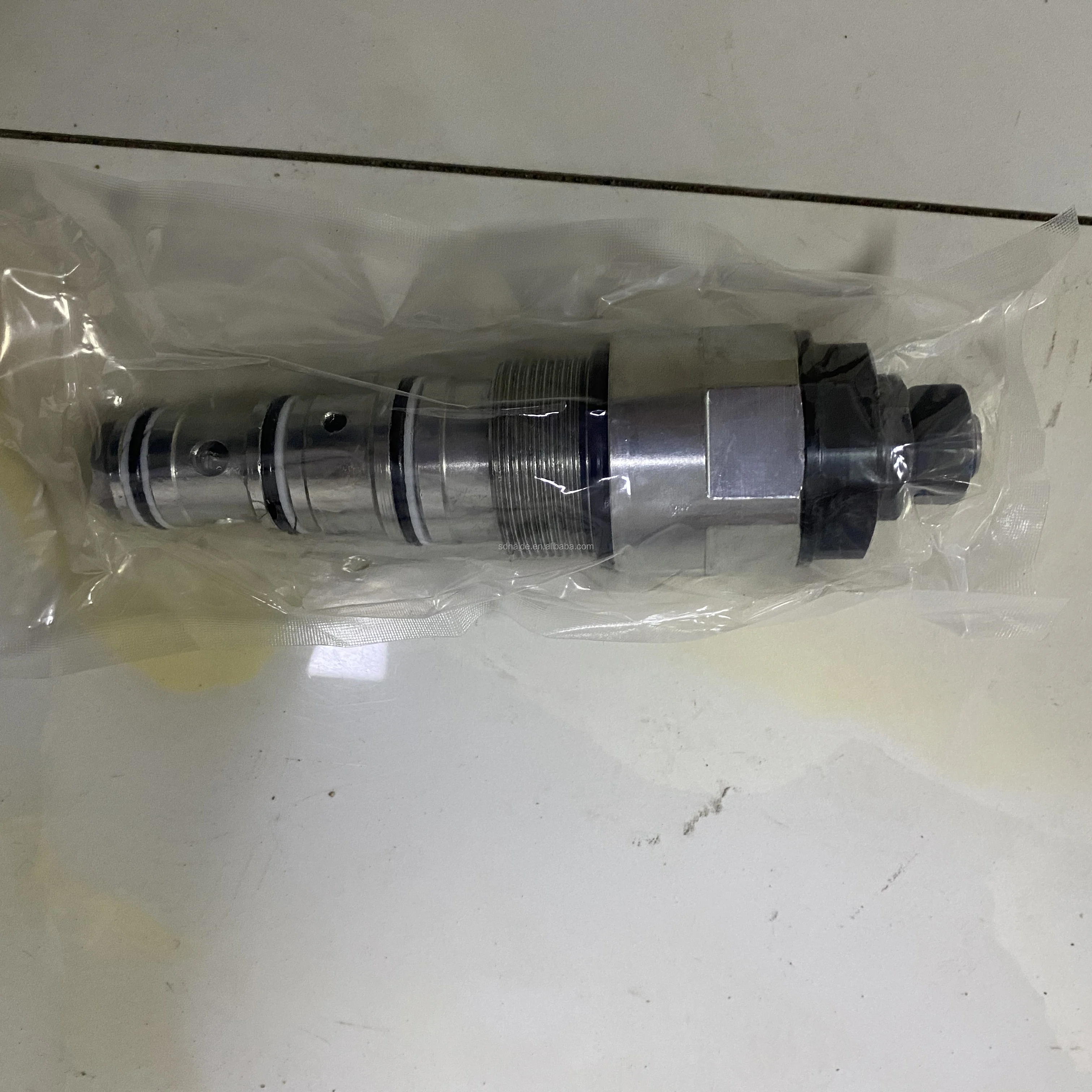 702-75-04600 Pc300-8 Travel Motor Valve Relief