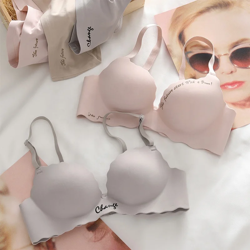 Six Rabbit Wholesale Girls Women Cute Lovely One Piece Seamless Push Up Bra And Panties Set - Buy Push Up Bra,Seamless Bra,Bra And Panties Set Product on Alibaba.com