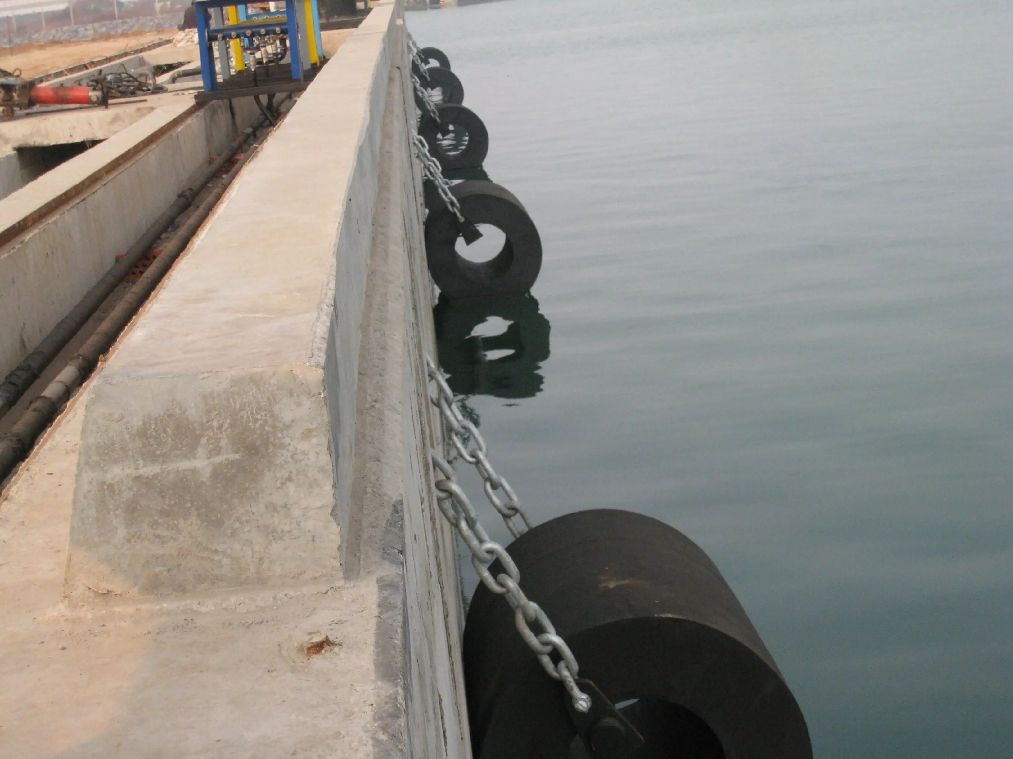 Cylindrical Type Rubber Boat Fender Buy Rubber Fender For Ship Or