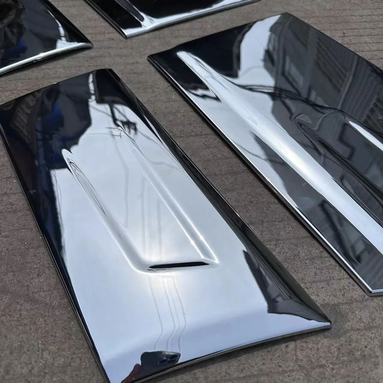 GHCD Hot Selling High Quality Factory Price Chrome-plated Door Garnish(up+down)for Japanese Truck Mitsubish Canter supplier