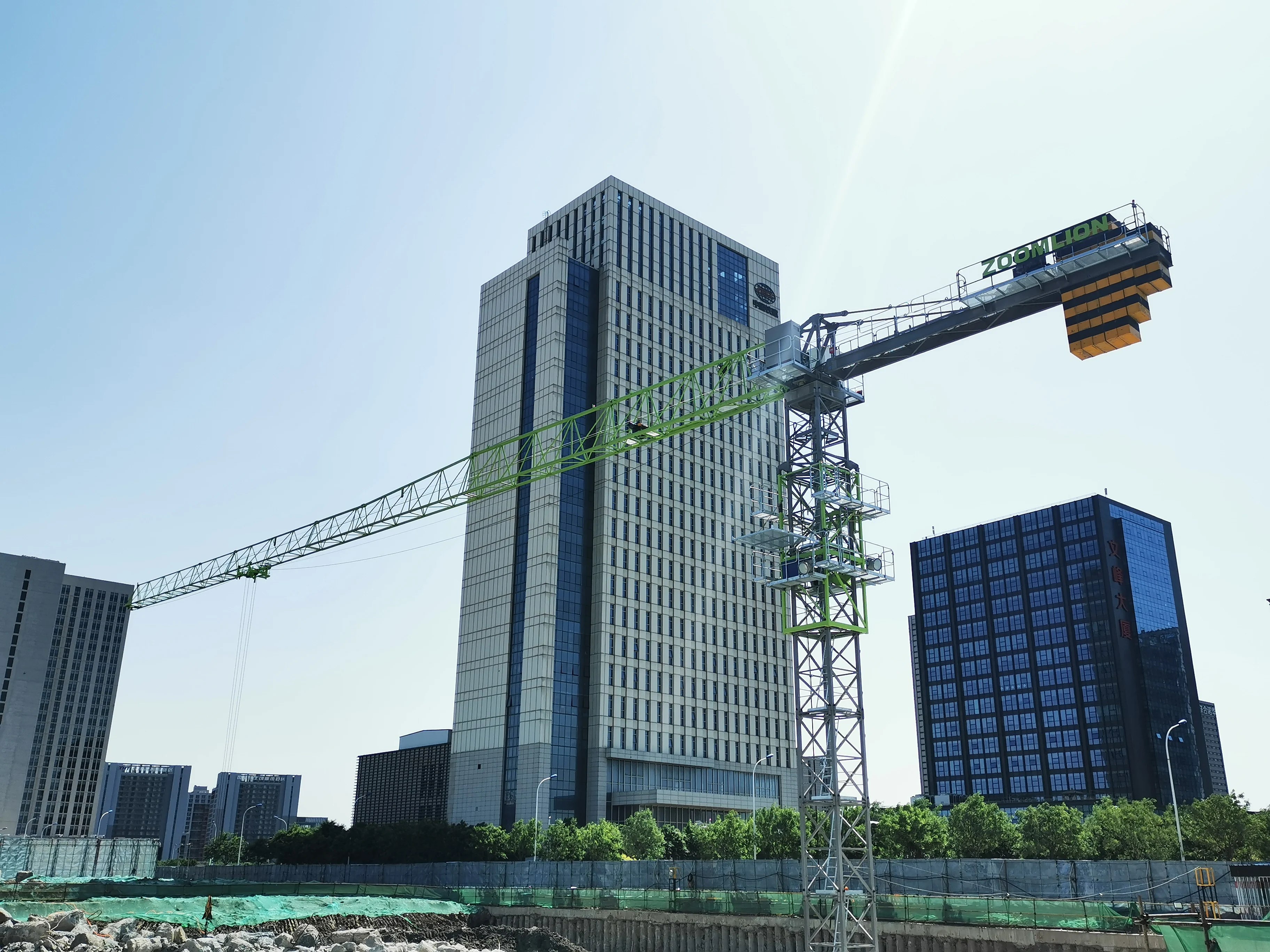 zoomlion wa6015-8a flat-top tower crane with iso certification