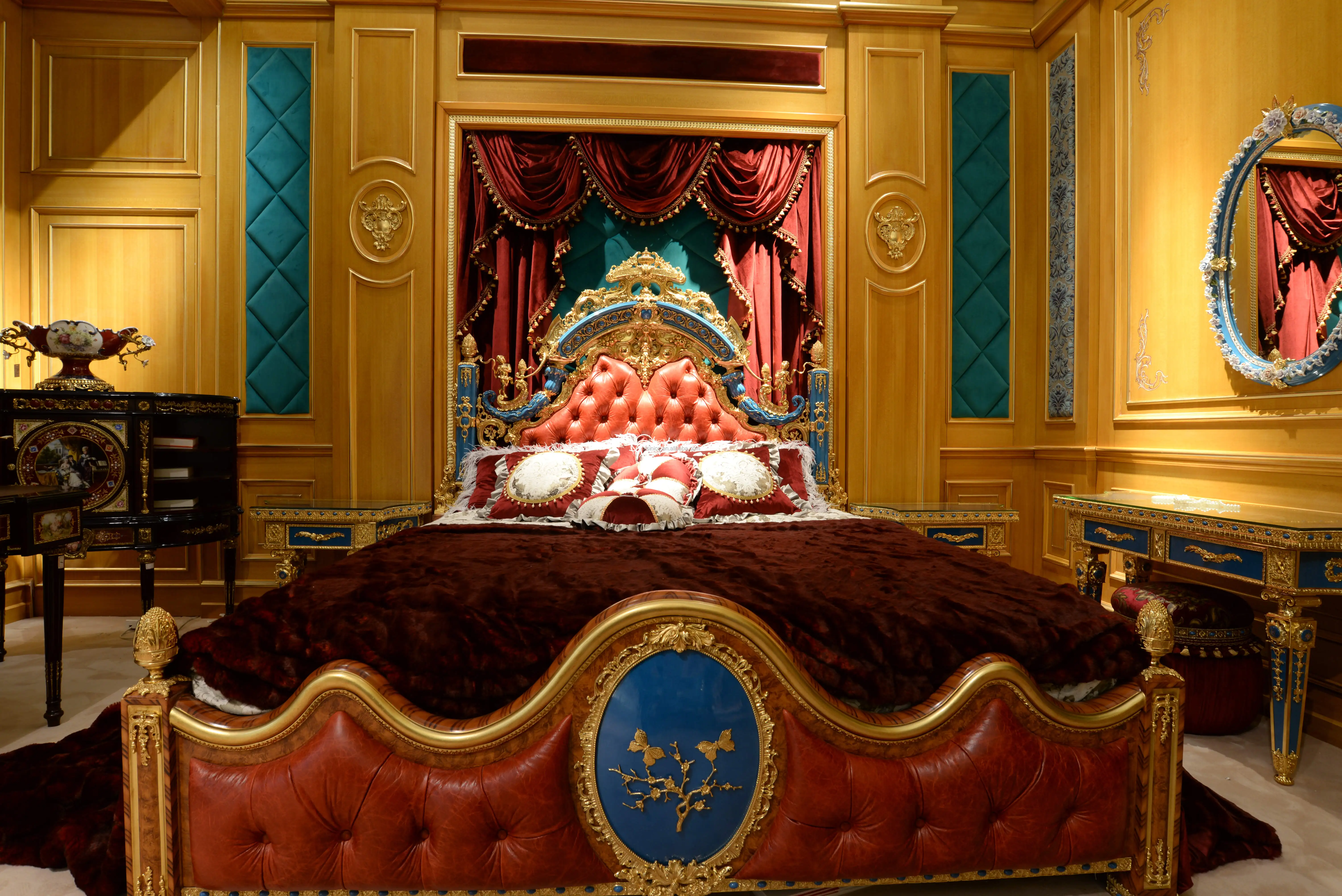 欧洲皇室宫殿卧室图片