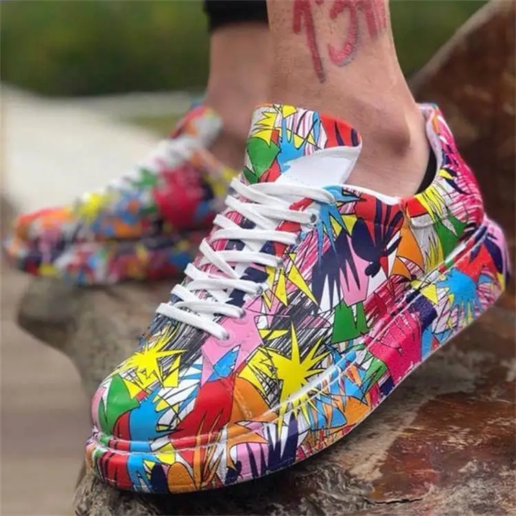 2021  Newest Fashion Women Men Casual Shoes Graffiti Canvas Sneakers Couple Shoes Outdoor Board Running Shoes