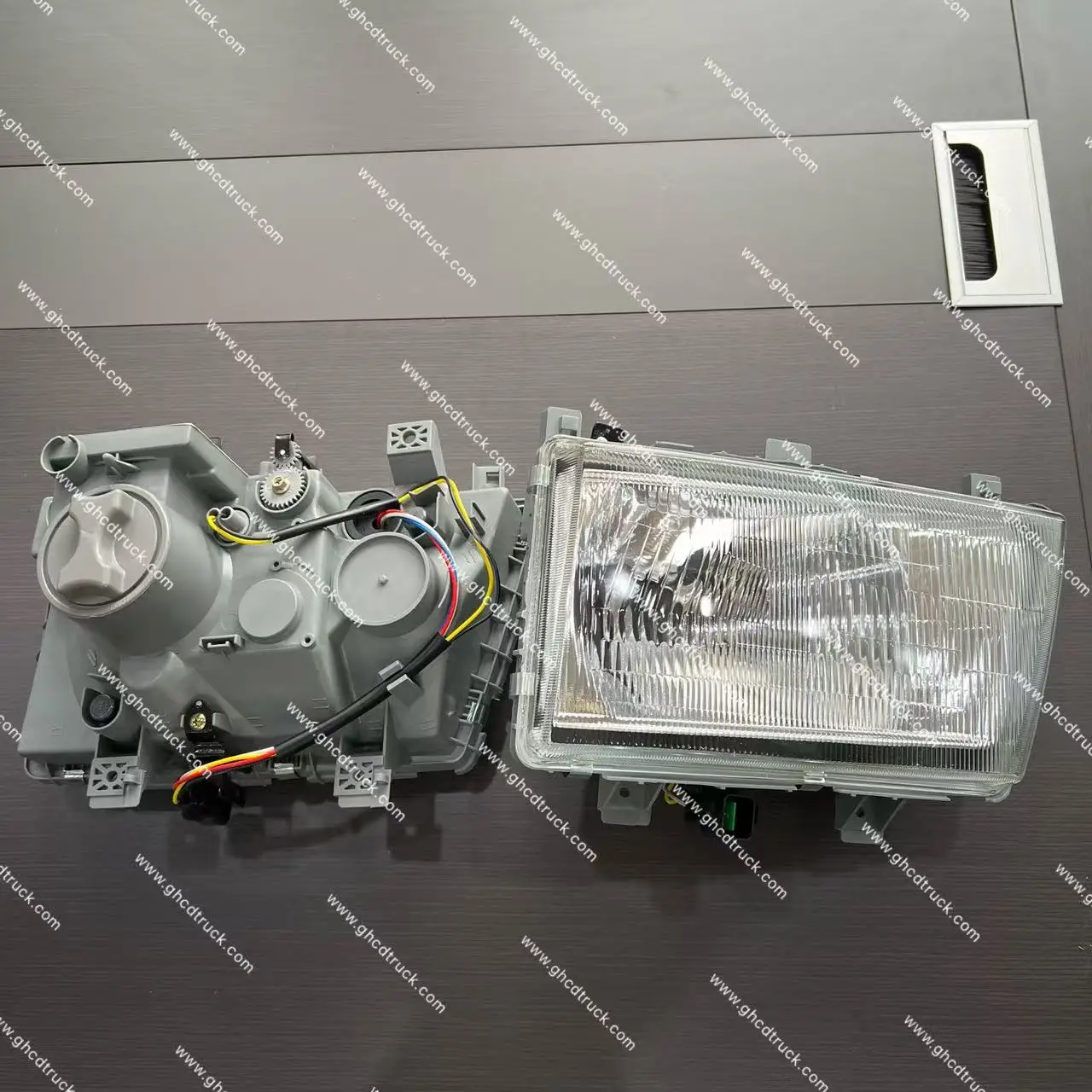 product ghcd original factory price headlamp for japanese truck for 05 years mitsubishi canter hino nissan isuzu-4
