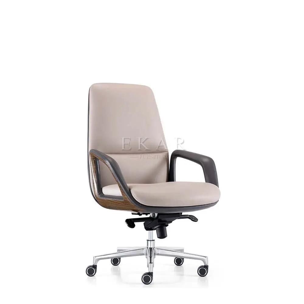 Director High Back Classic Luxury Office Furniture Modern  Boss Fashion  Leather  Revolving Ergonomic Executive Office Chair supplier