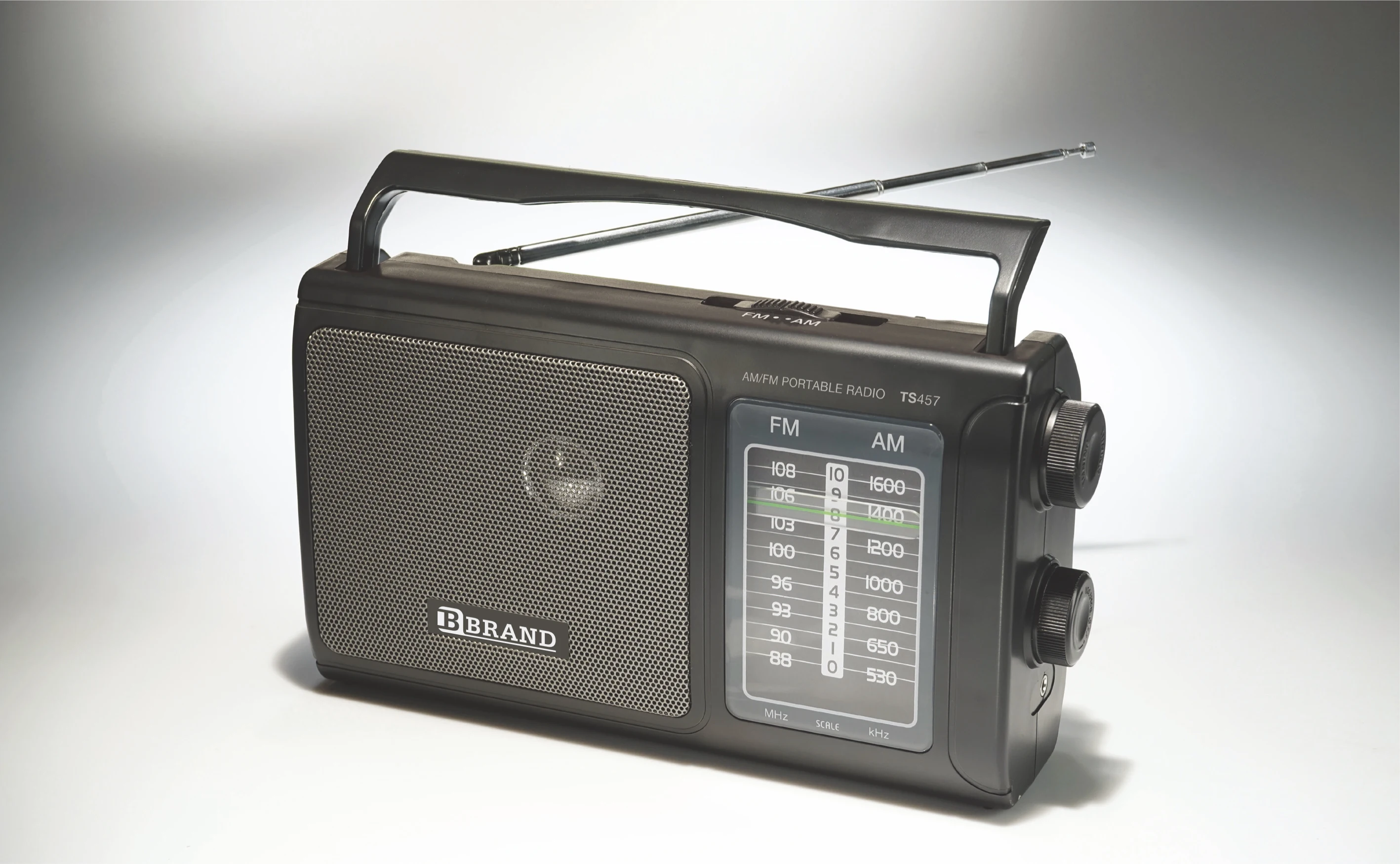 High Sensitivity World Receiver FM AM - Portable Analogue Radio