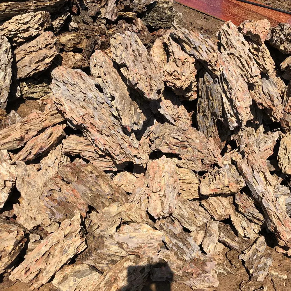 aquarium rocks.jpg