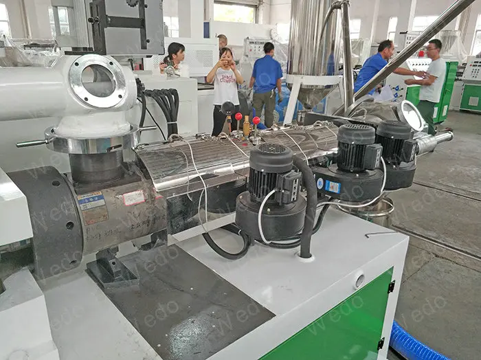 PVC pelletizing (4)