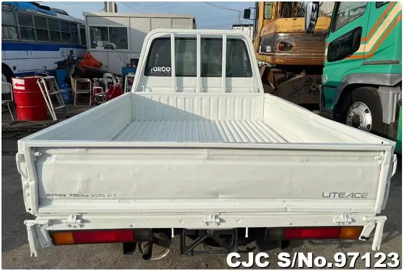 Toyot  Liteace Truck Rear Lamp ,year 1987-1995 details