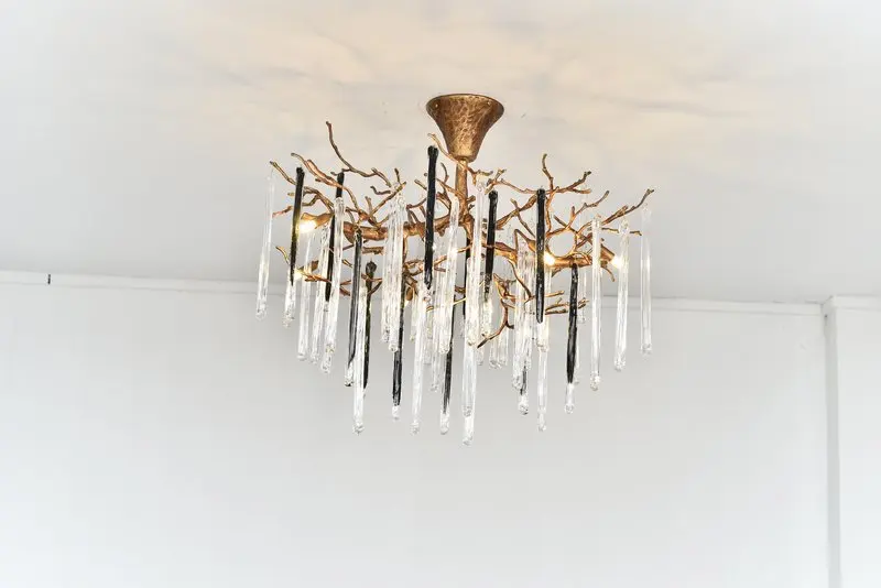 MEEROSEE Decorative Hanging Tree Branch With Colorful Crystal Ceiling Light Gold Copper Lamps Wedding Decor Chandelier MD87006