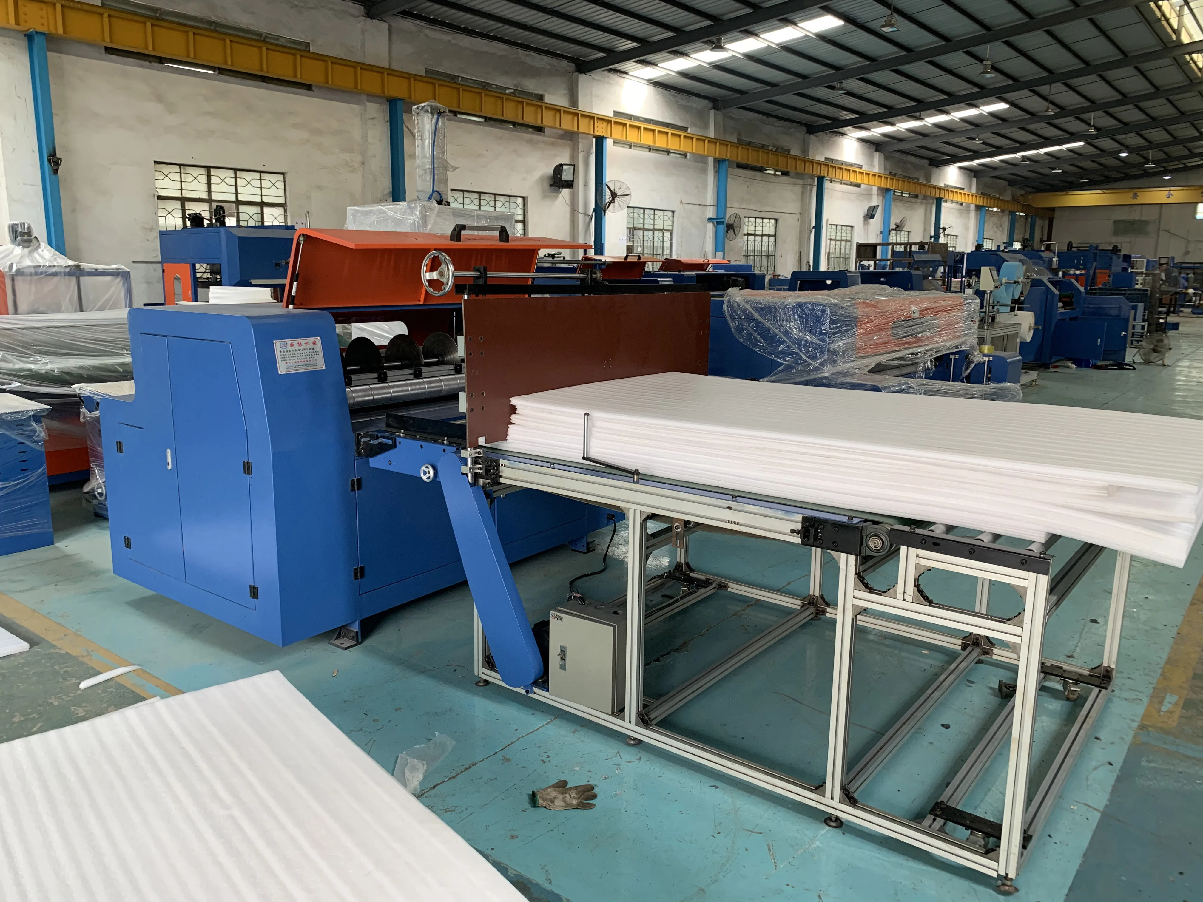 Cnc Automatic Epe,Eva,Pu,Pe Foam Transverse And Vertical Cutting And