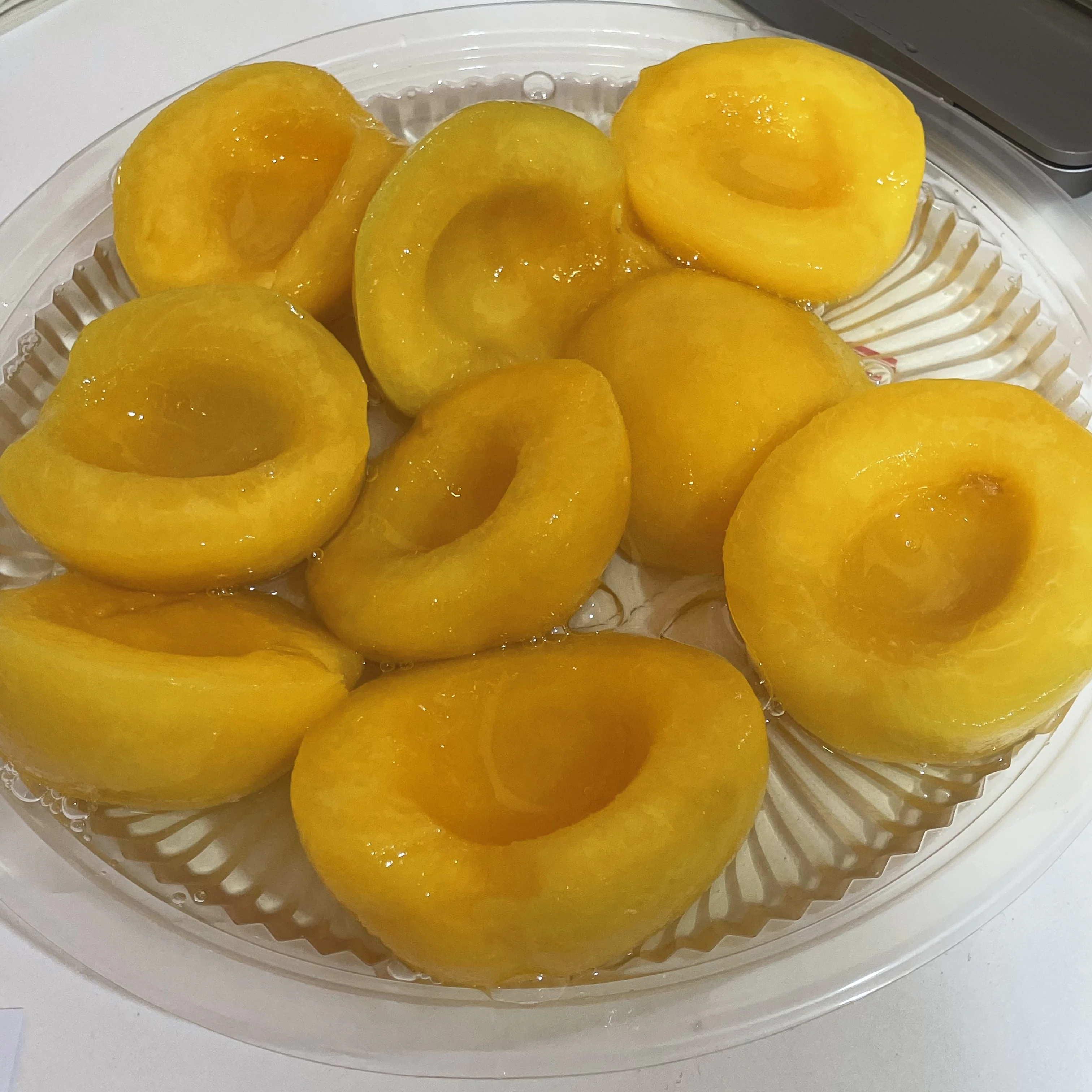 Top Quality Sweet Healthy Fruit With OEM Brand Canned Yellow Peach Halves/Slices Canned Fruit