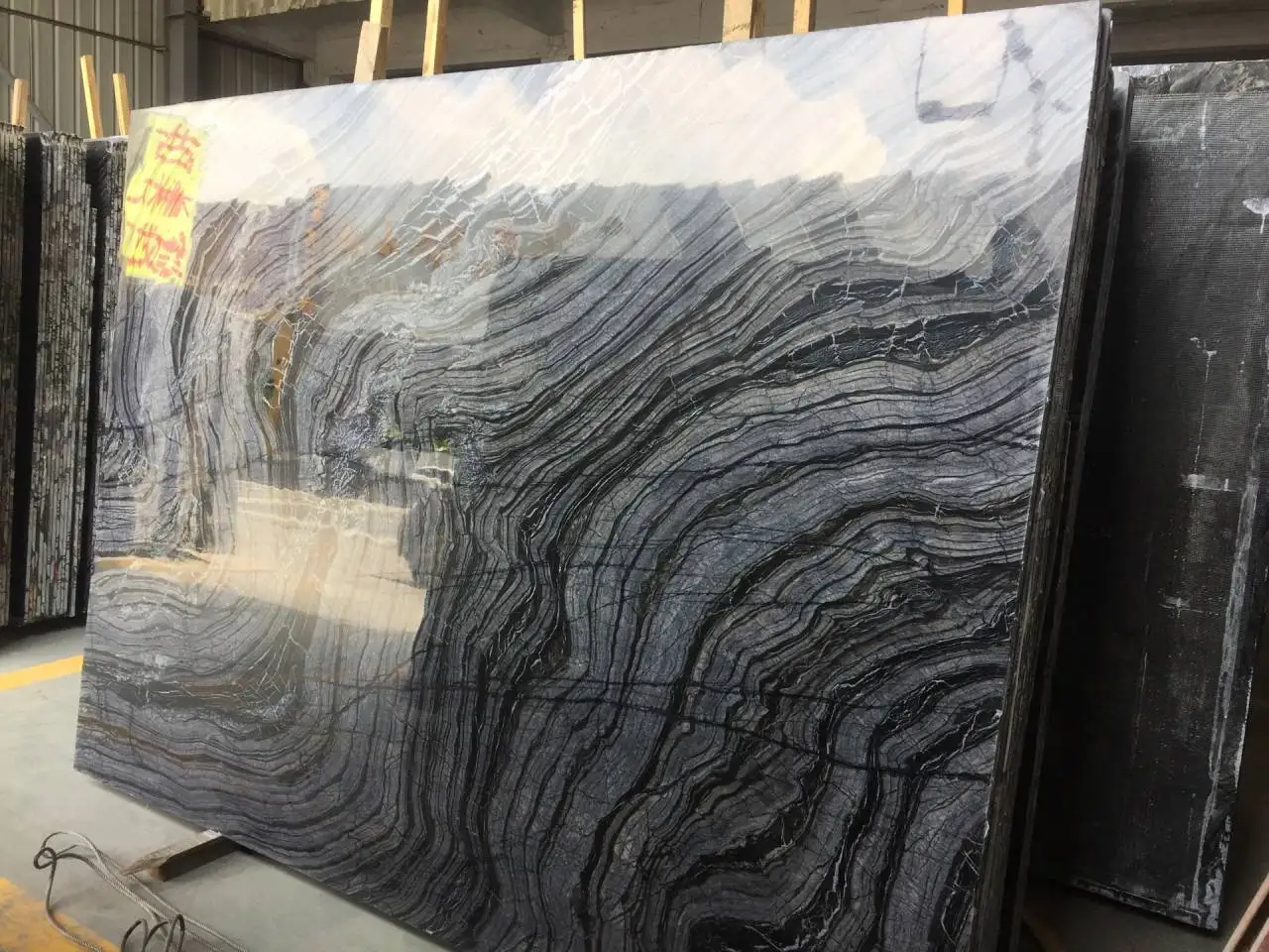 стол кловис черный мрамор. деревянный мрамор. деревянный мрамор. мрамор black wood. Ancient вуд мрамор.