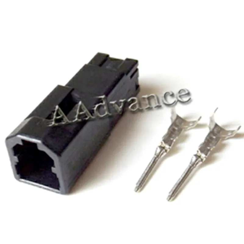 Tyco Amp Multilock 040 Series Connectors 2 Pin Male Hd Ducati Turn