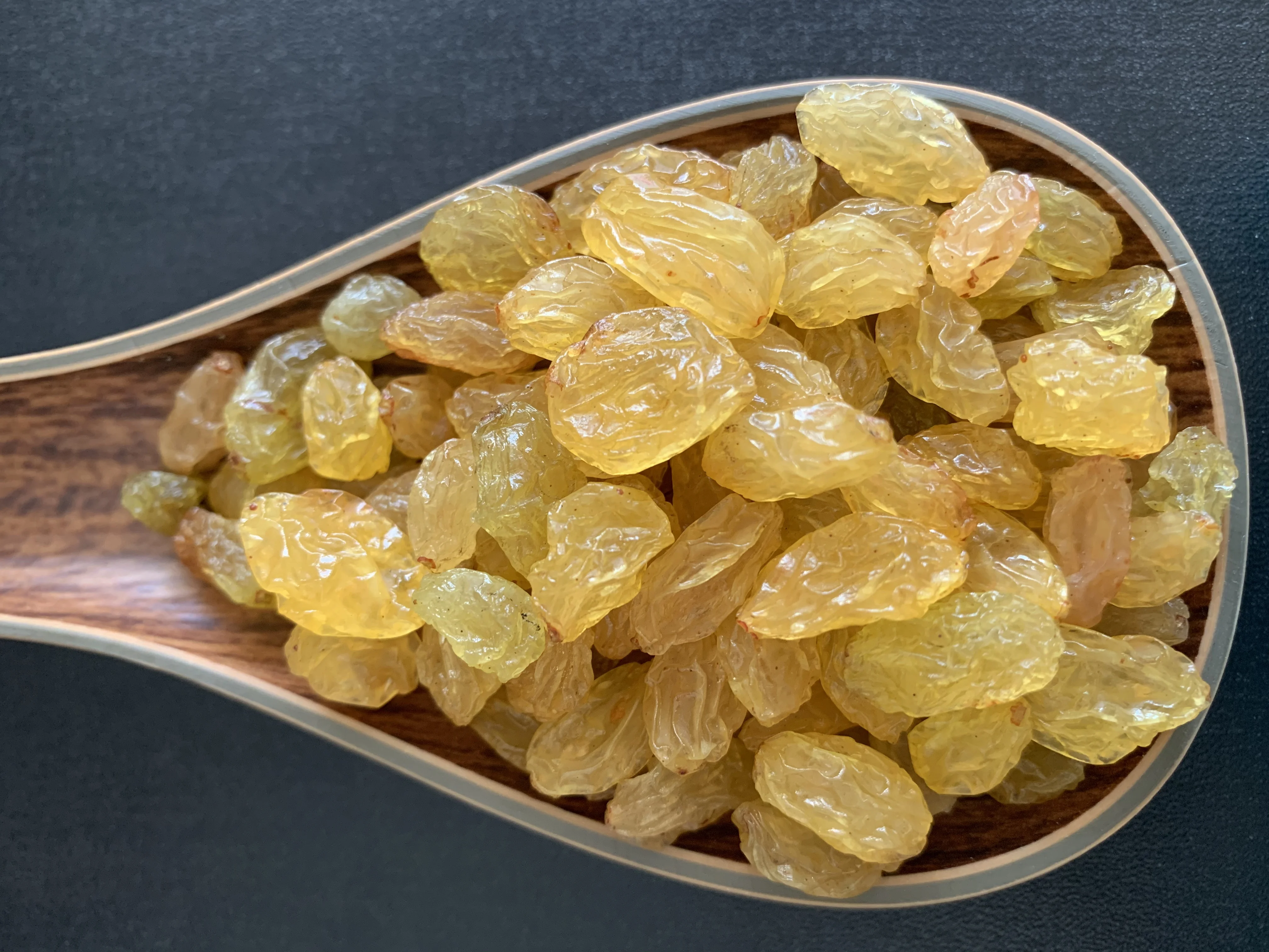 best golden raisins