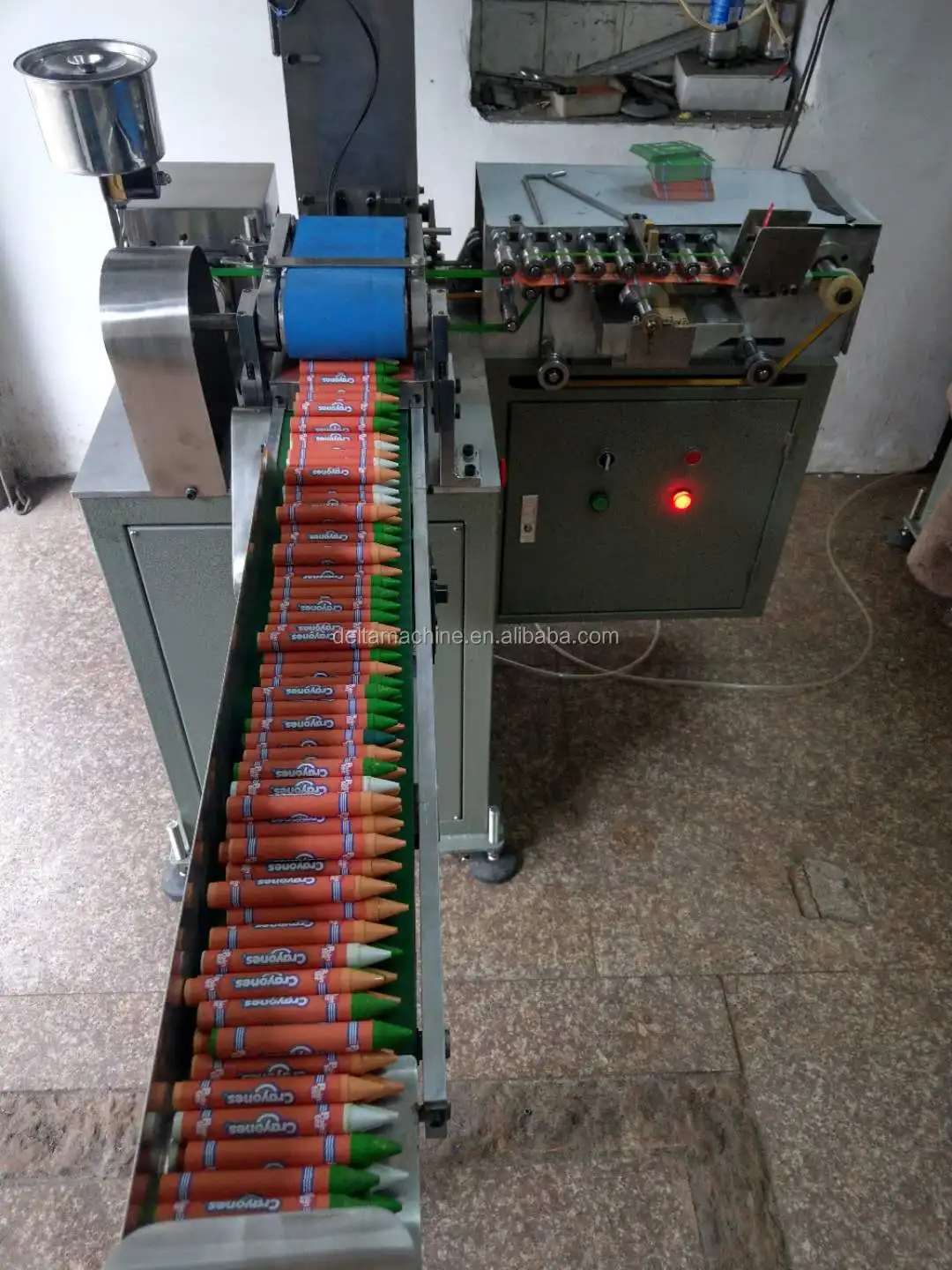 Easy Operate High Efficiency Crayon Labeling Machine/ Automatic Crayon